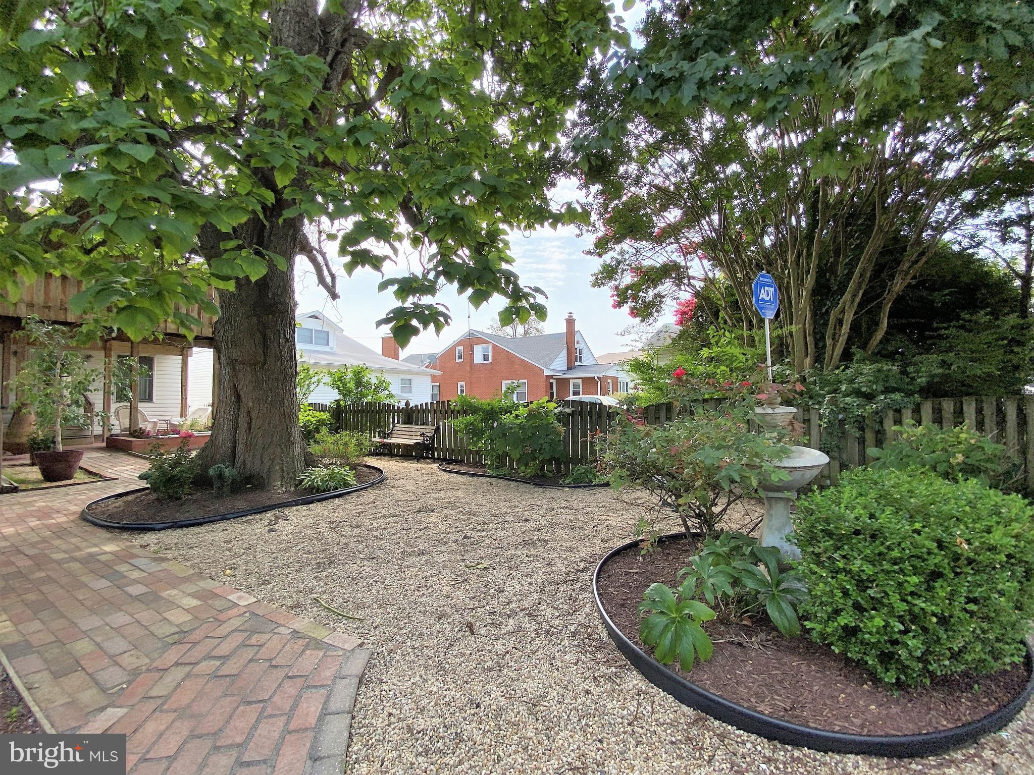 NORTH CHESAPEAKE BEACH - Commercial Lease