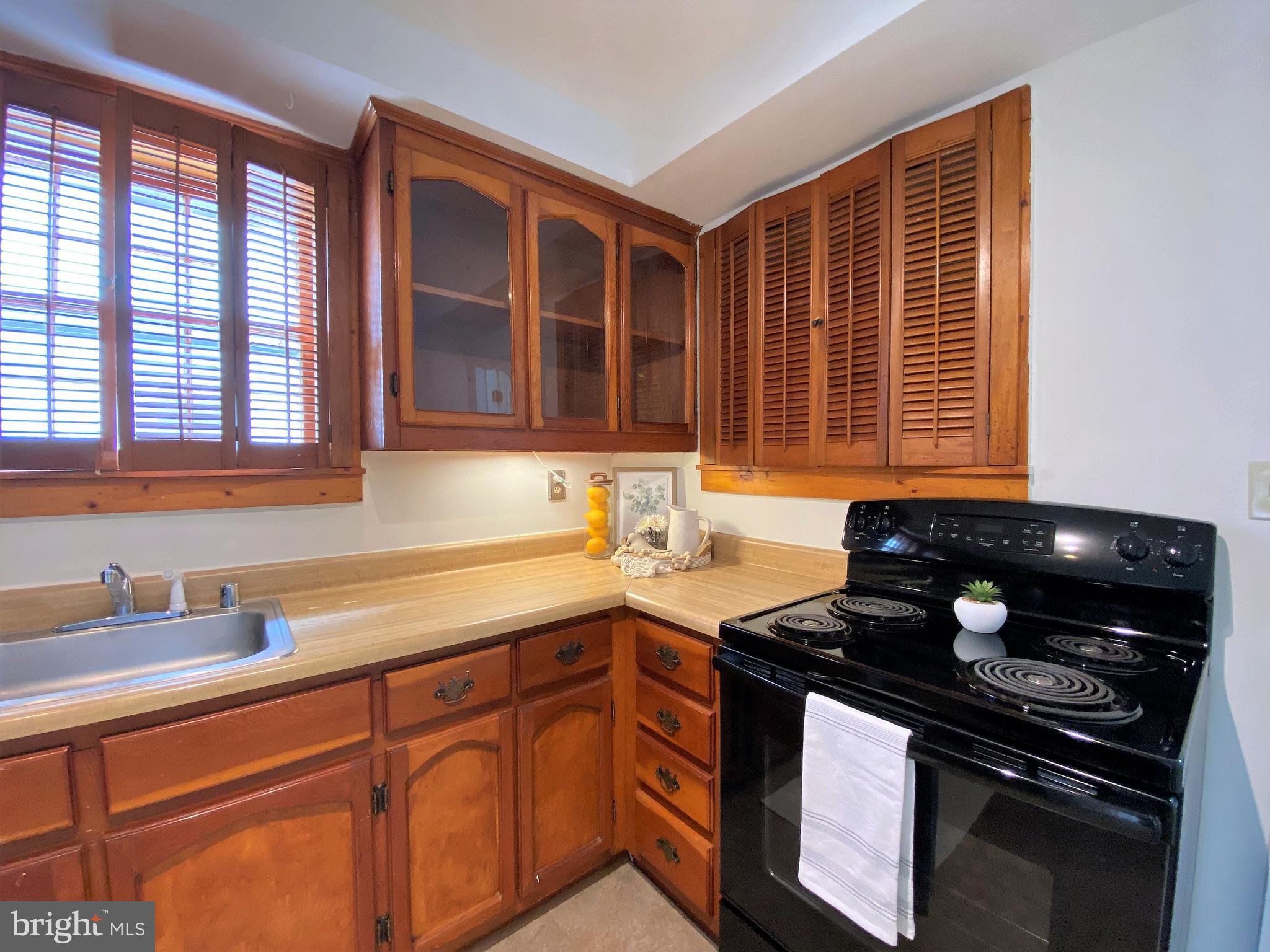 NORTH CHESAPEAKE BEACH - Commercial Lease