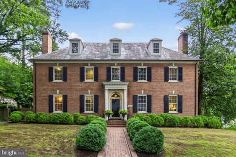 4920 PALISADE LANE NW WASHINGTON DC 20016