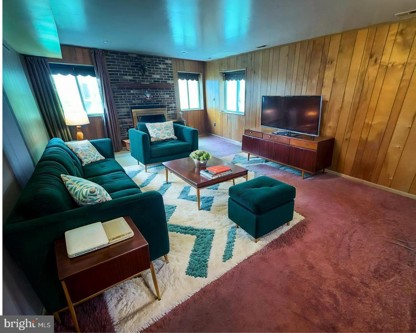 TANTALLON ON THE POTOMAC - Residential