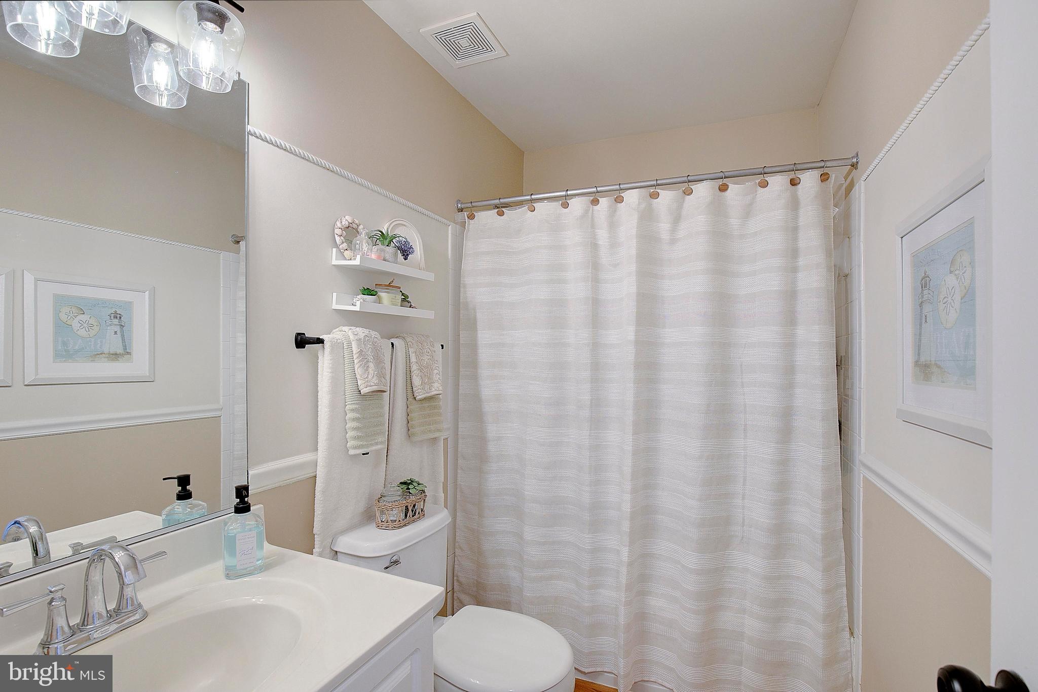 BAYVIEW HILLS - Residential