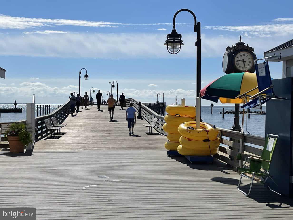 BAYVIEW HILLS - Residential