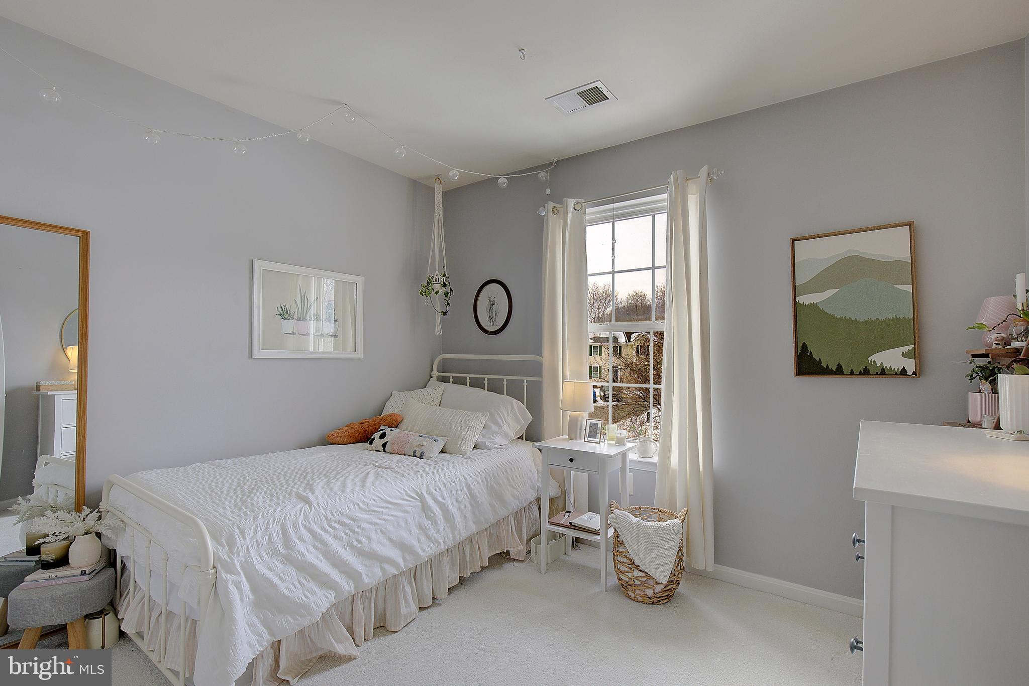 BAYVIEW HILLS - Residential