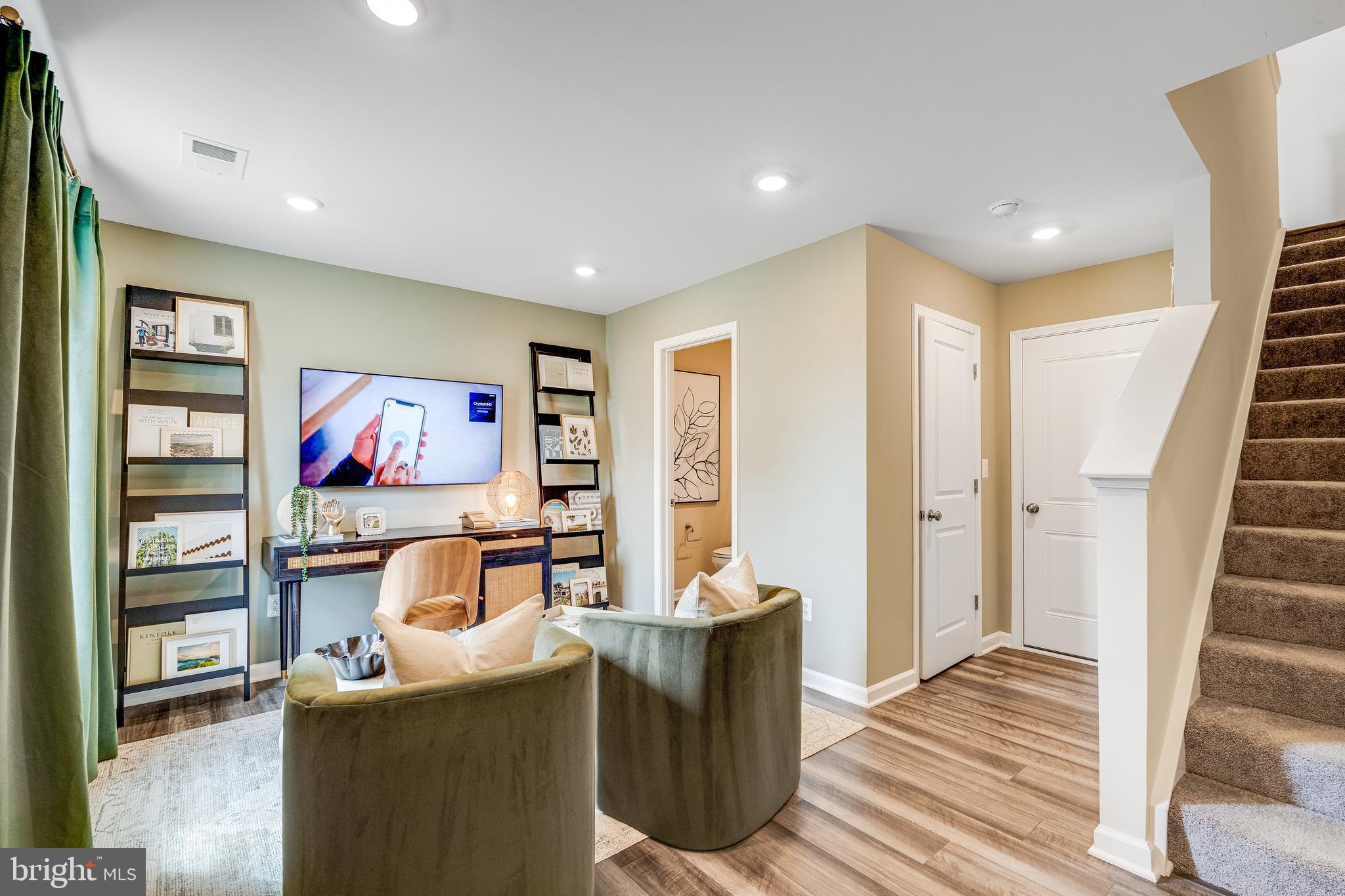 RED CLOVER MEADOWS - Residential