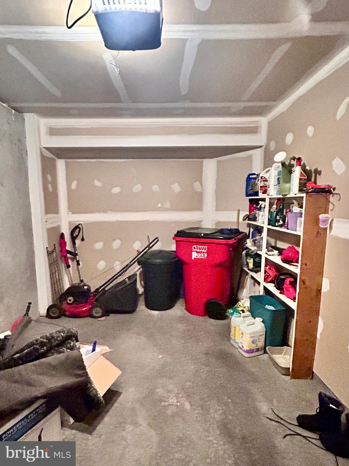 BROOKFIELD - Residential