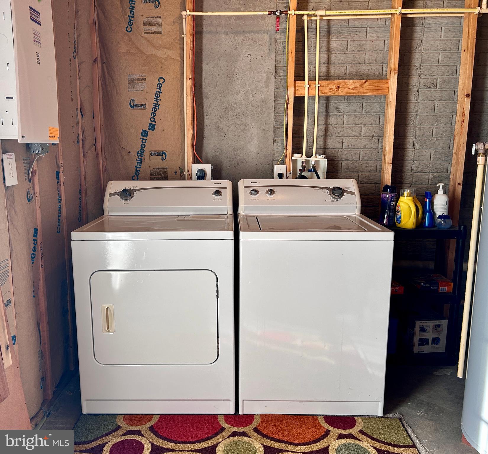 BROOKFIELD - Residential