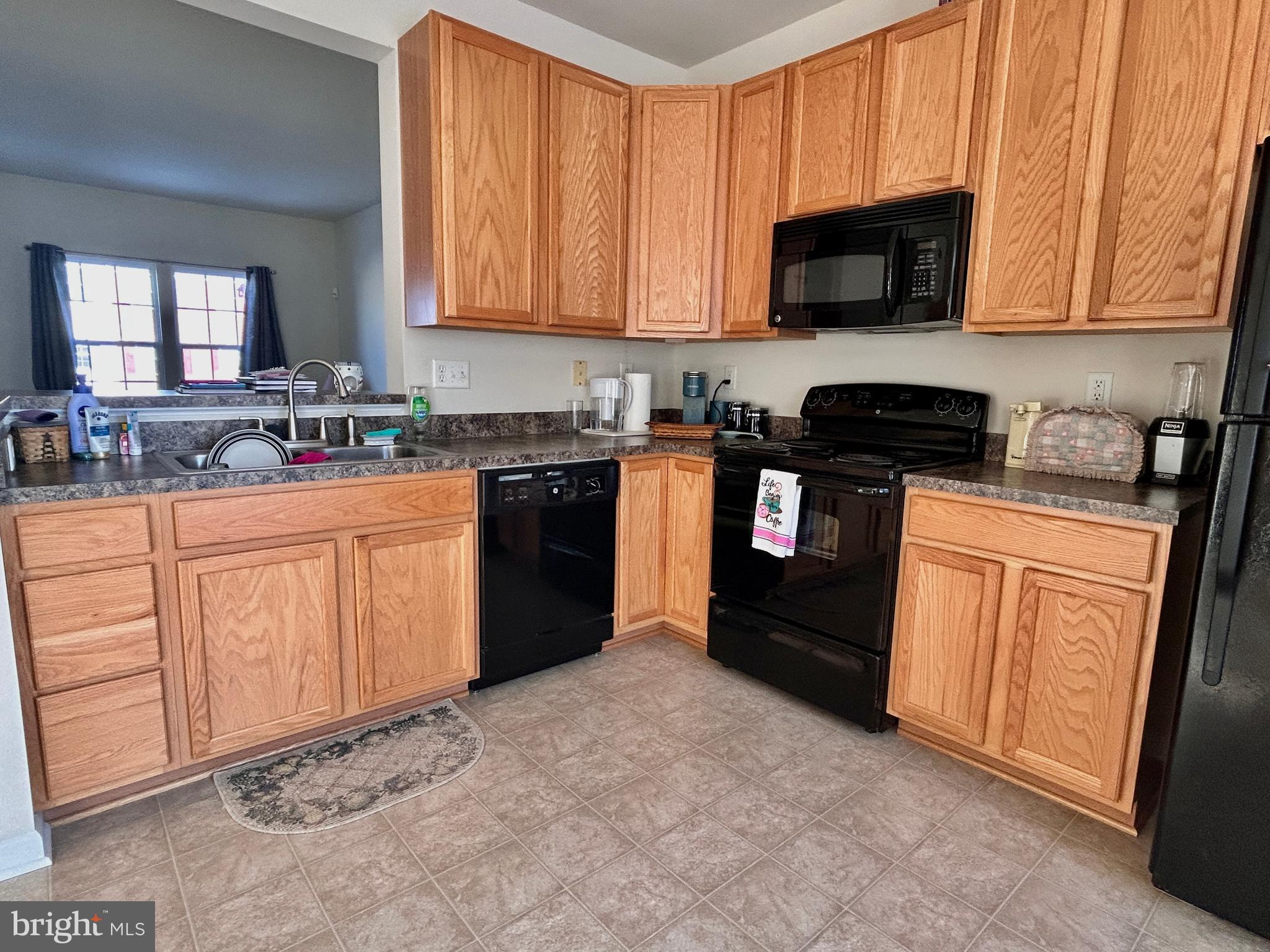 BROOKFIELD - Residential