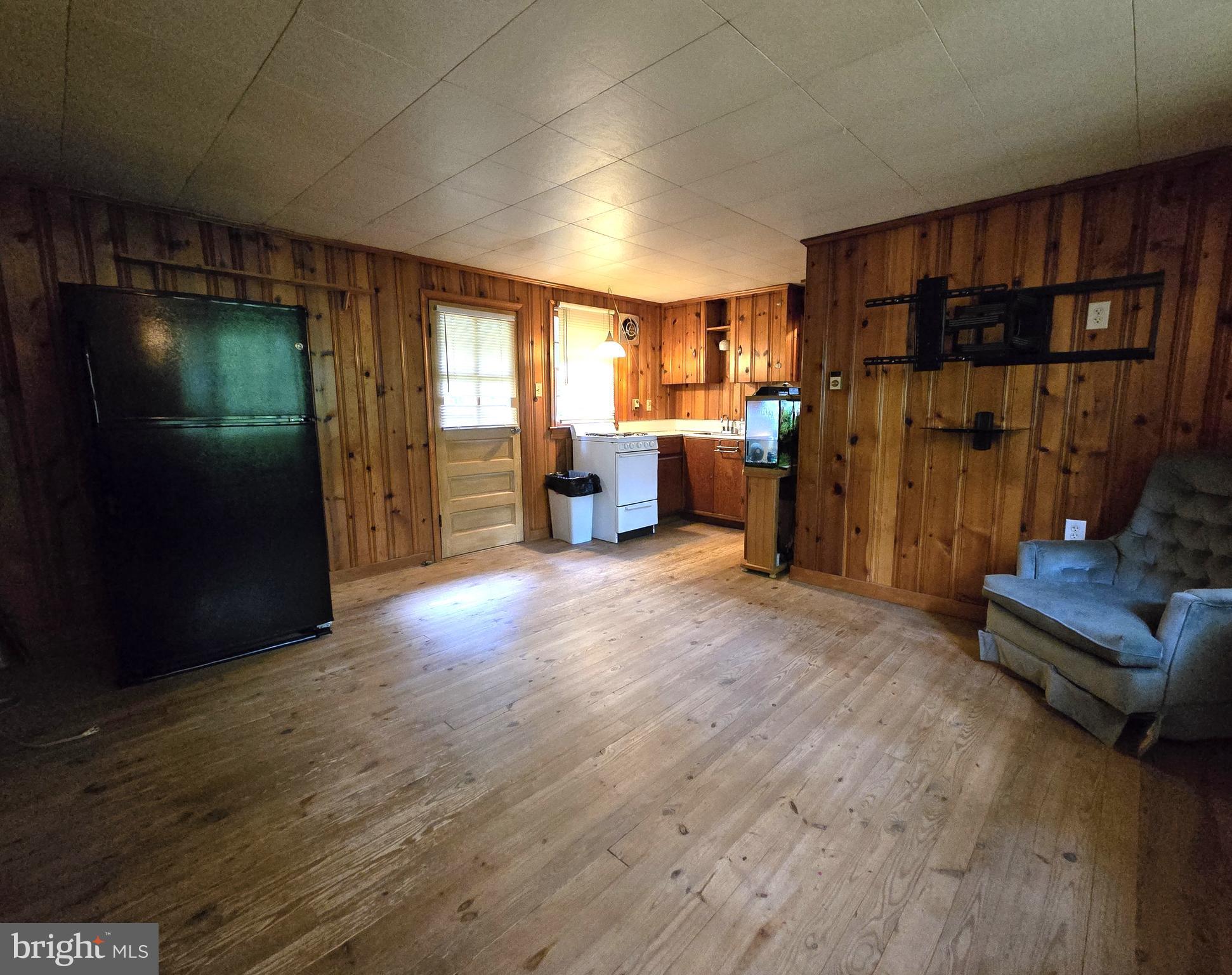 WILDE  ACRES - Residential