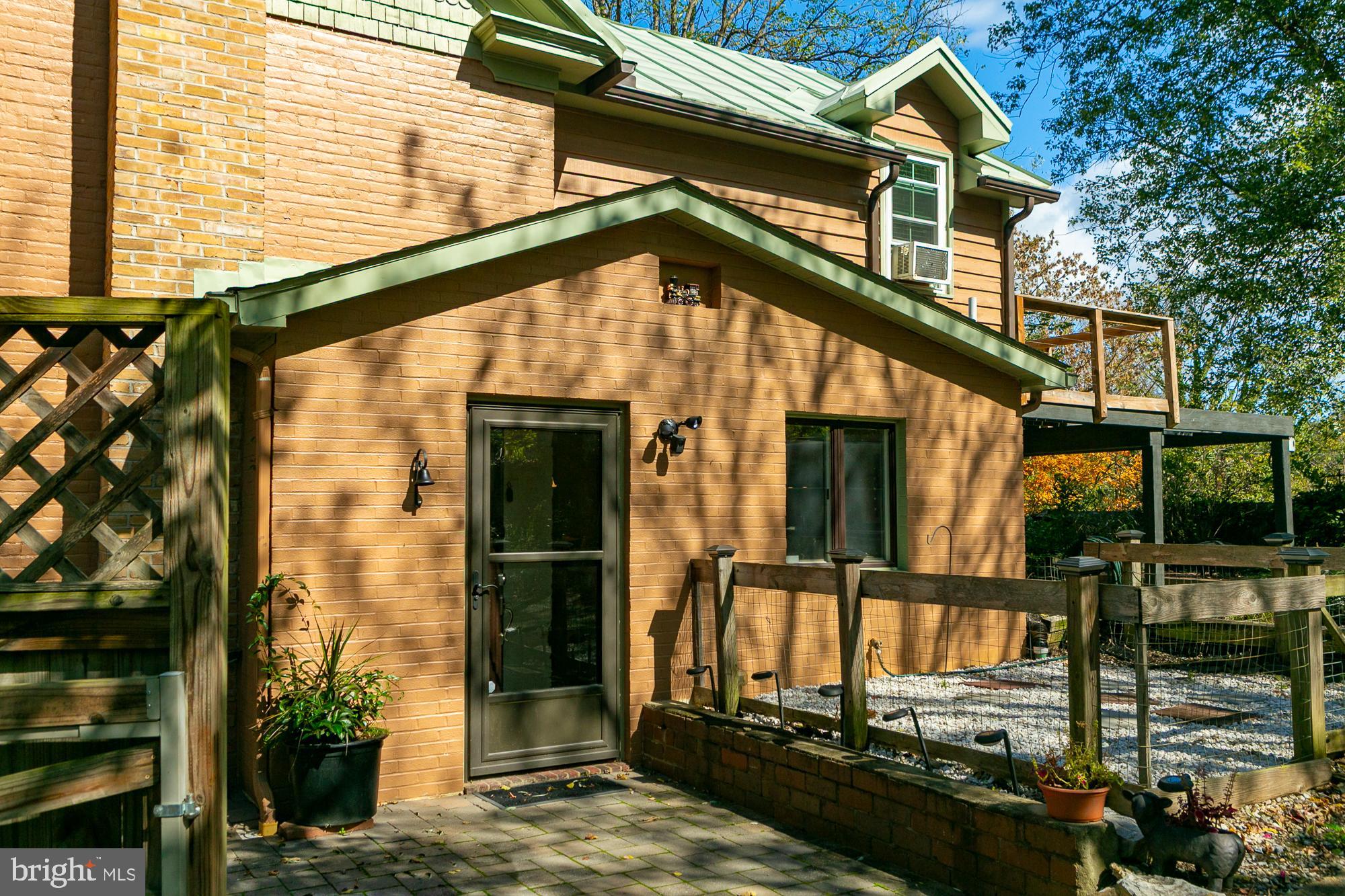 SHEPHERDSTOWN - Residential