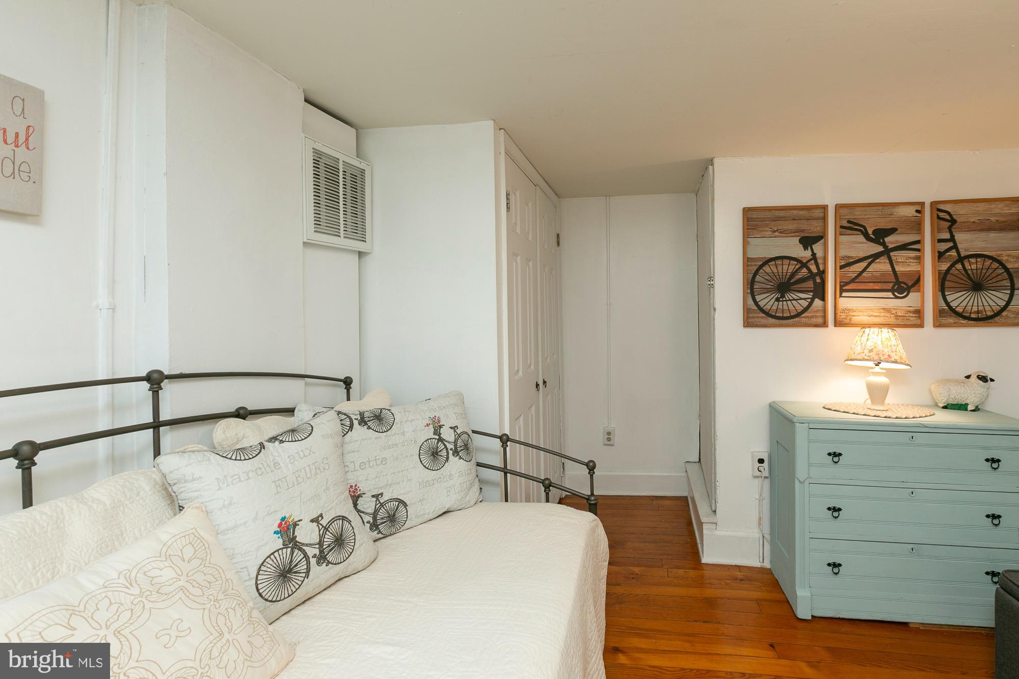 SHEPHERDSTOWN - Residential