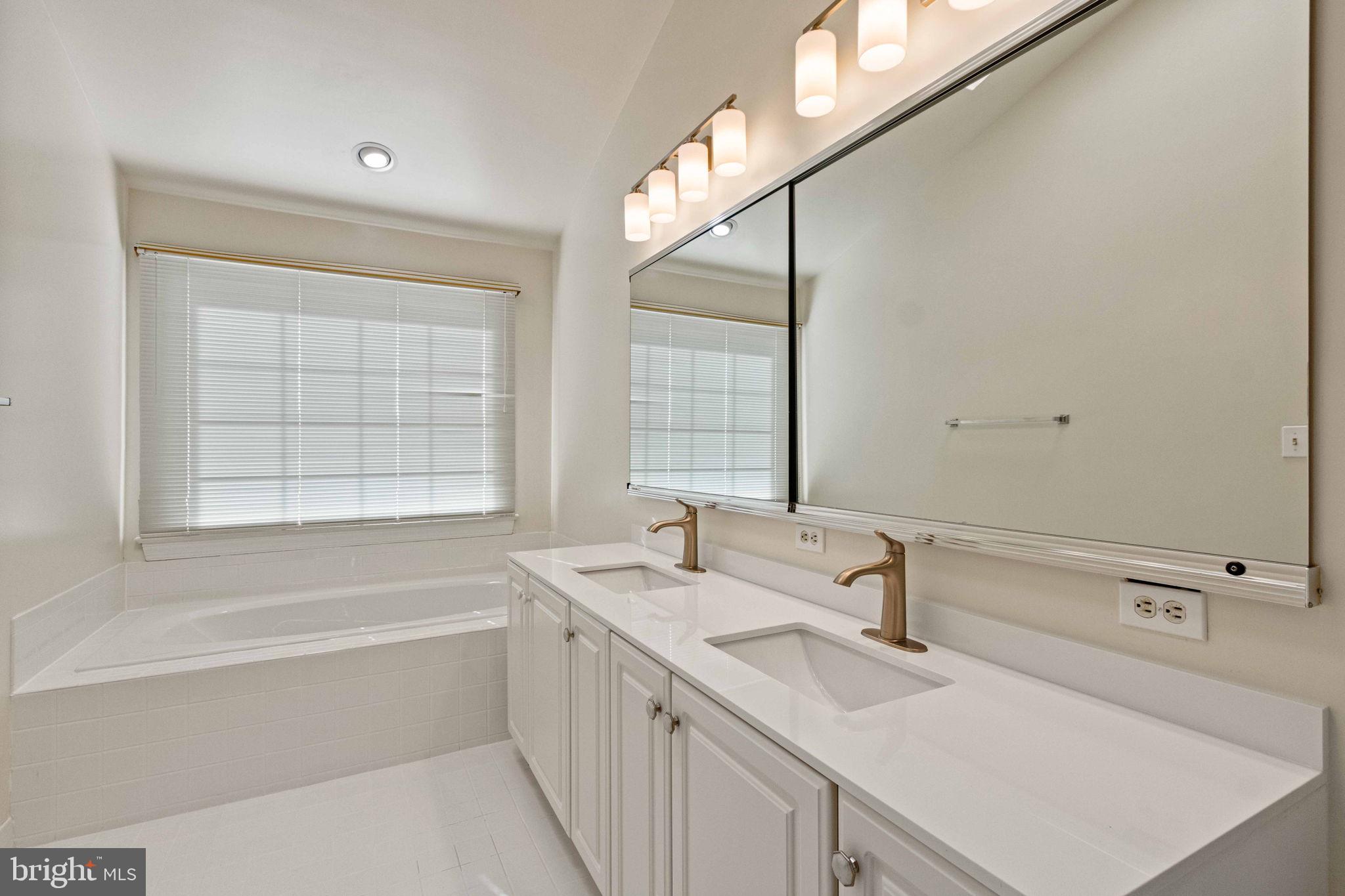 POTTERS GLEN - Residential