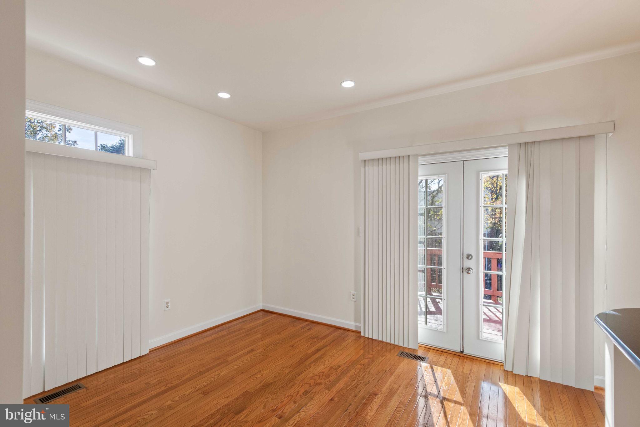 POTTERS GLEN - Residential