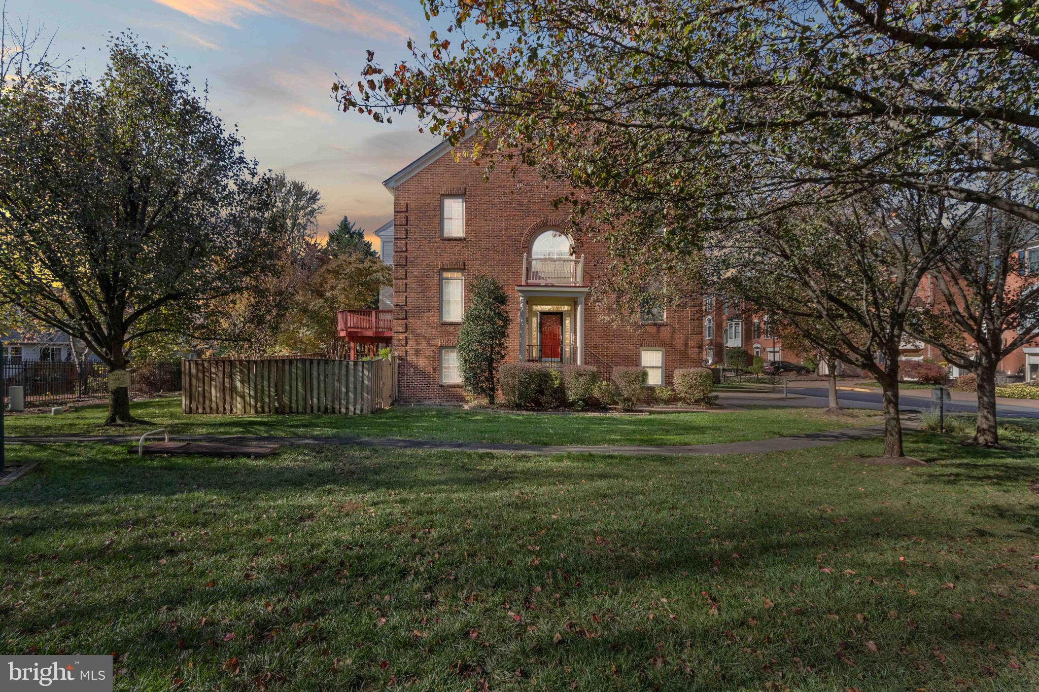 POTTERS GLEN - Residential