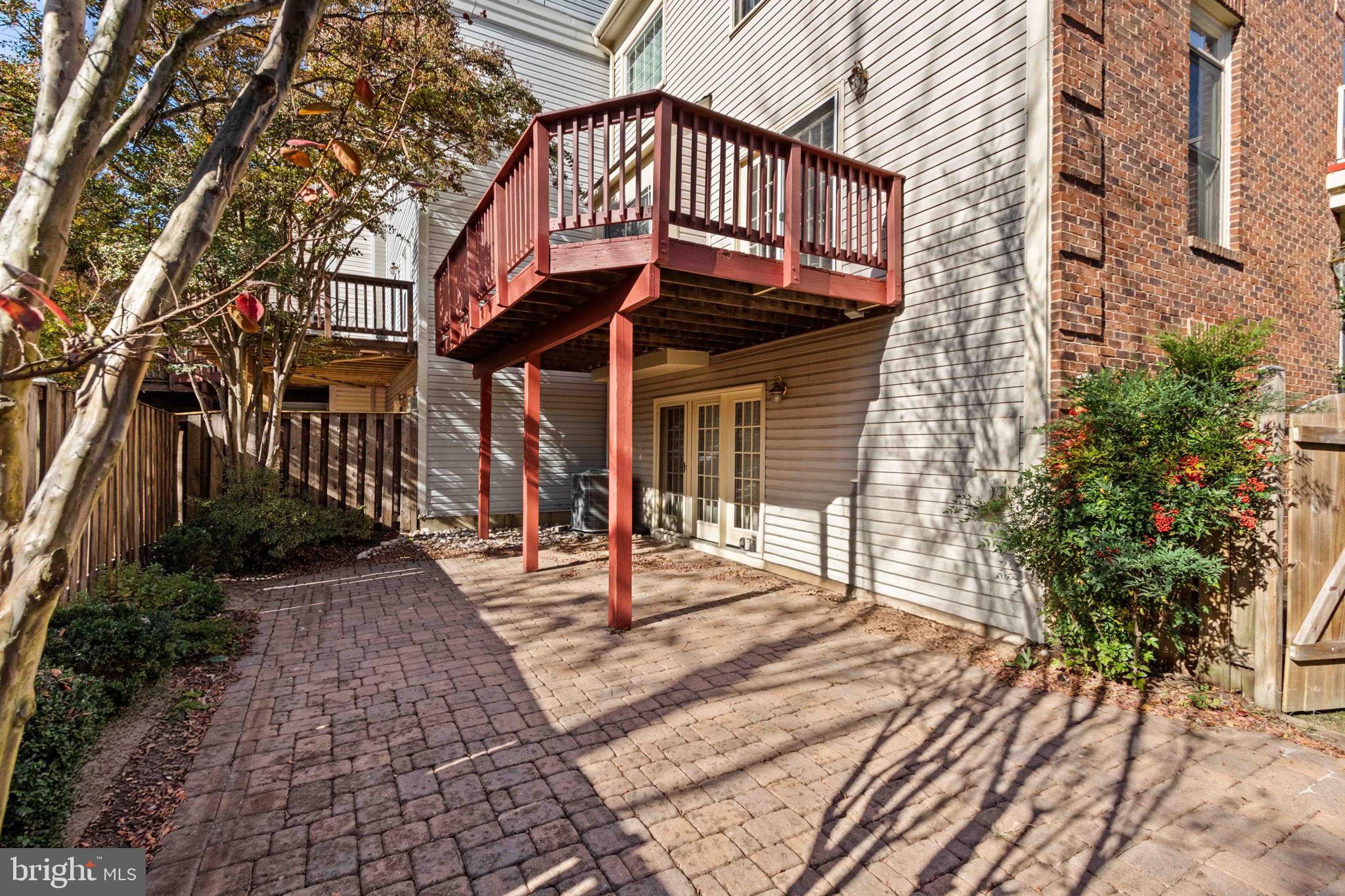 POTTERS GLEN - Residential