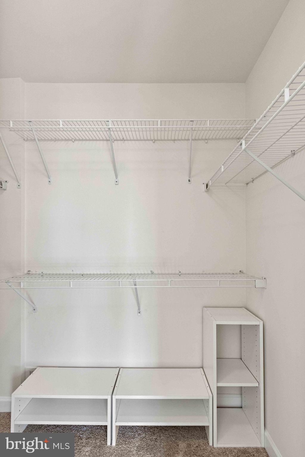 POTTERS GLEN - Residential