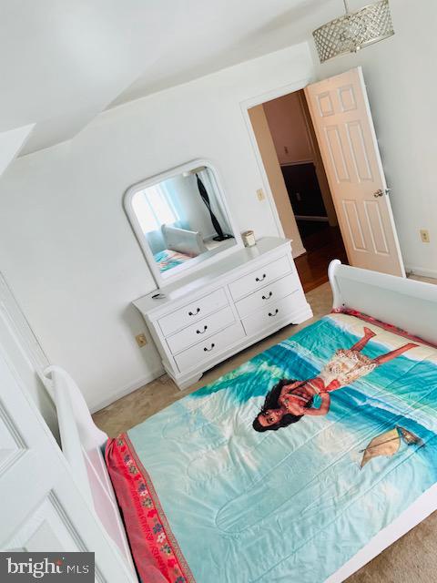 BARNABY KNOLLS - Residential