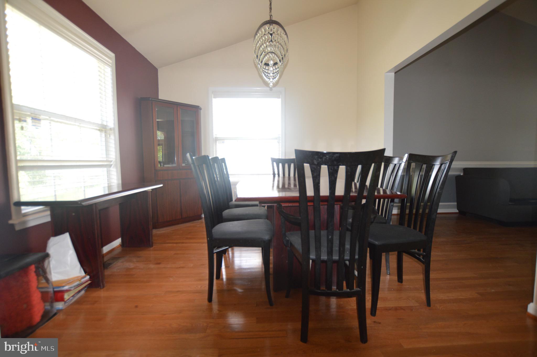 BARNABY KNOLLS - Residential