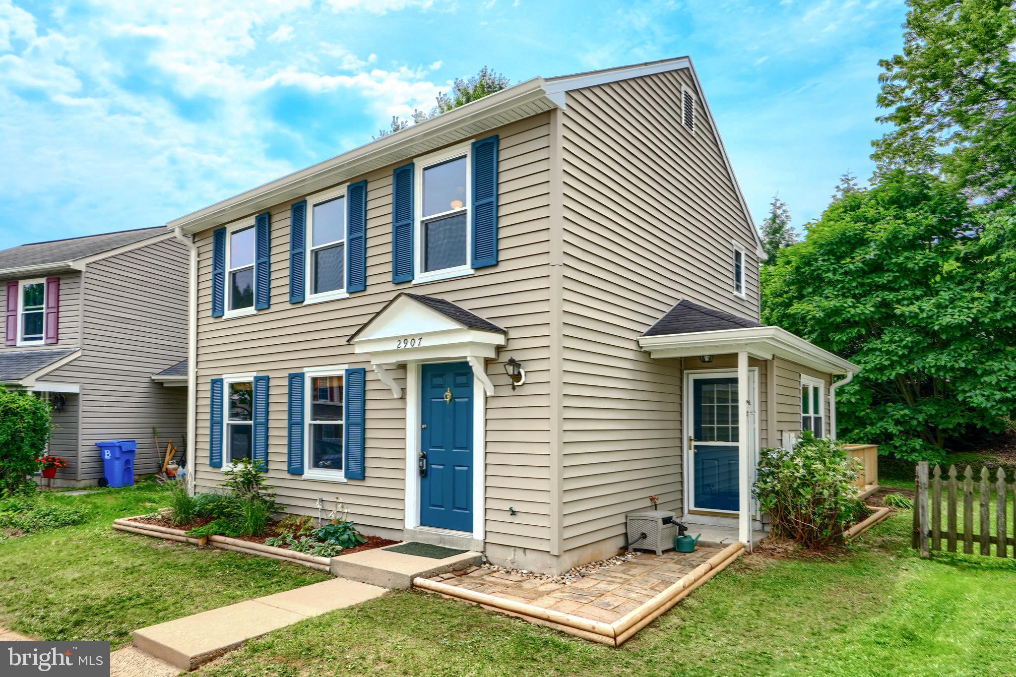 2907 BYRON COURT