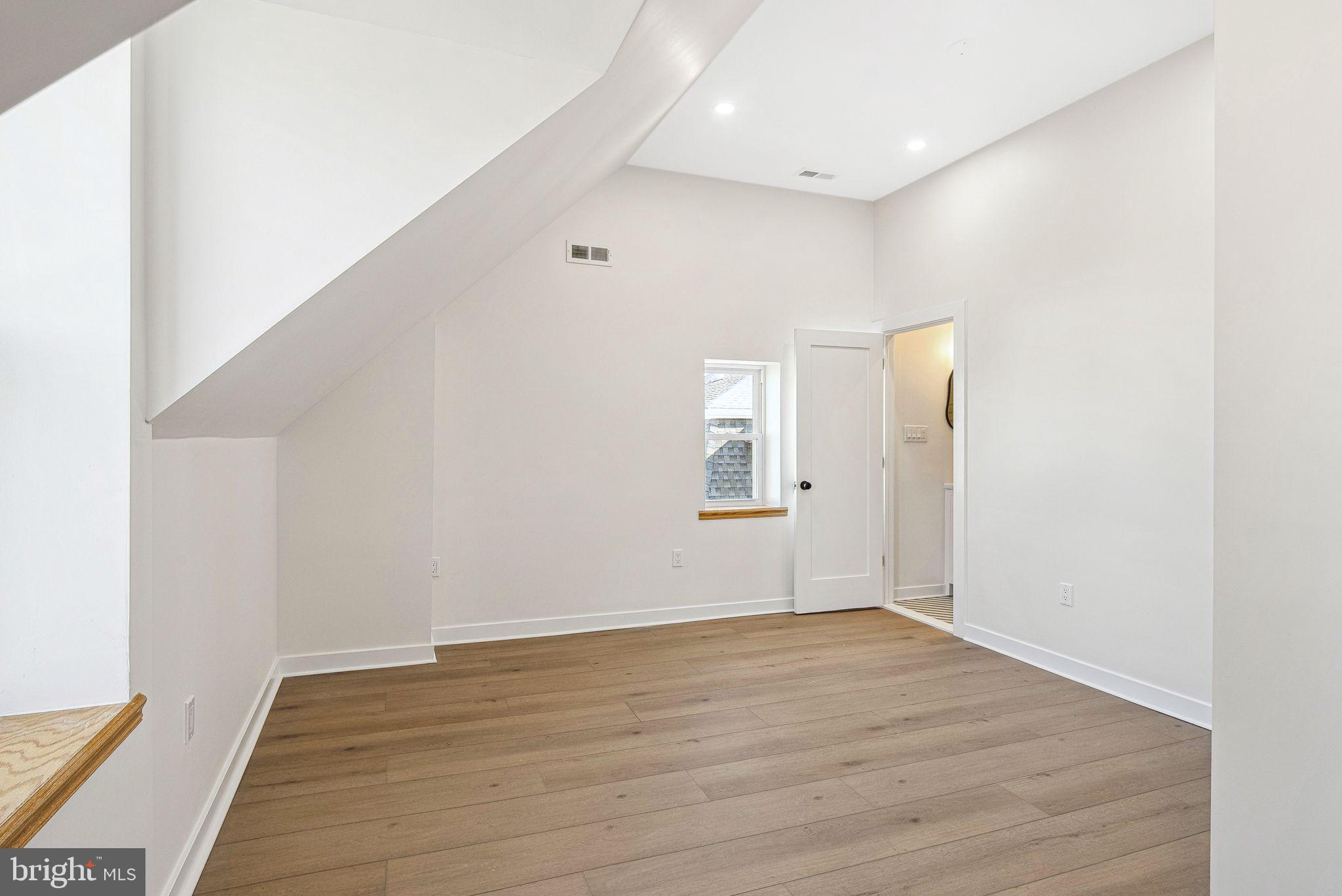 GERMANTOWN - Residential