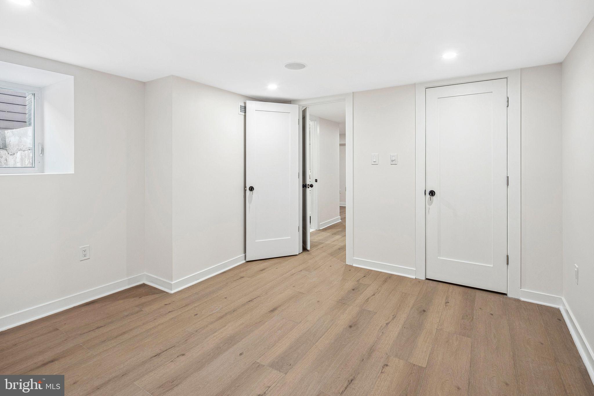 GERMANTOWN - Residential