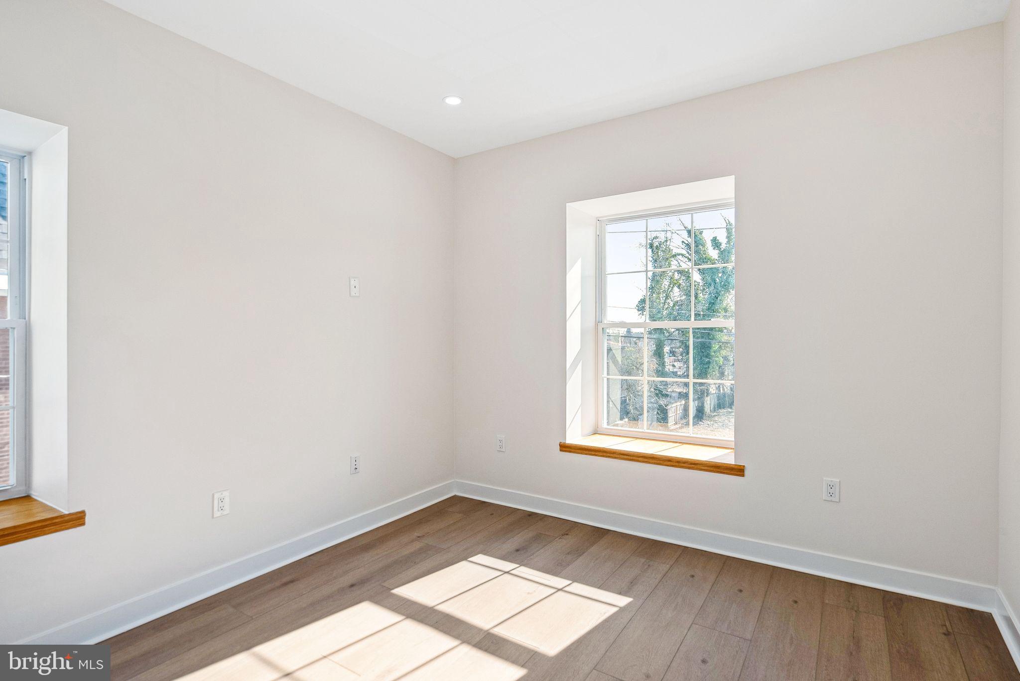 GERMANTOWN - Residential