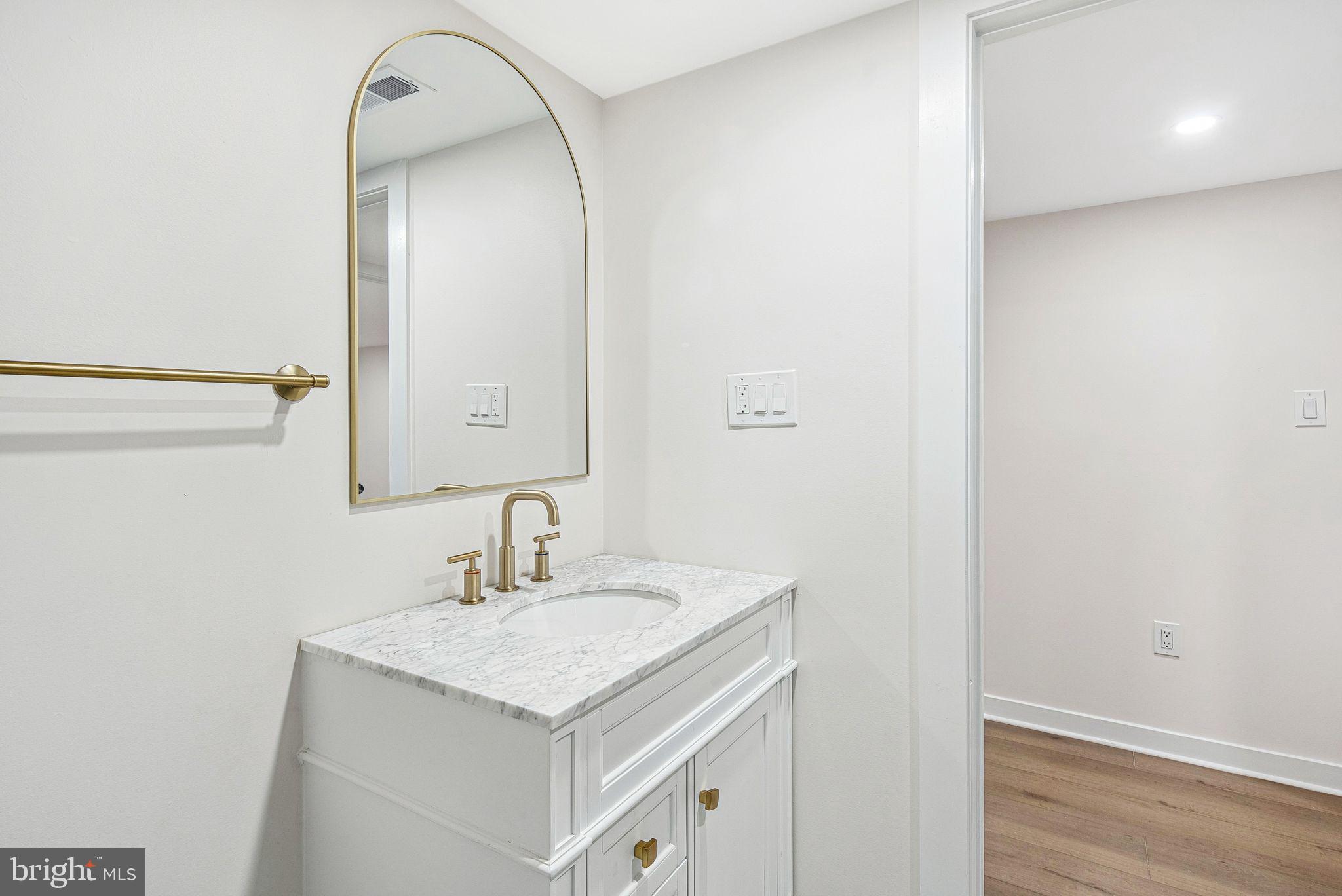 GERMANTOWN - Residential