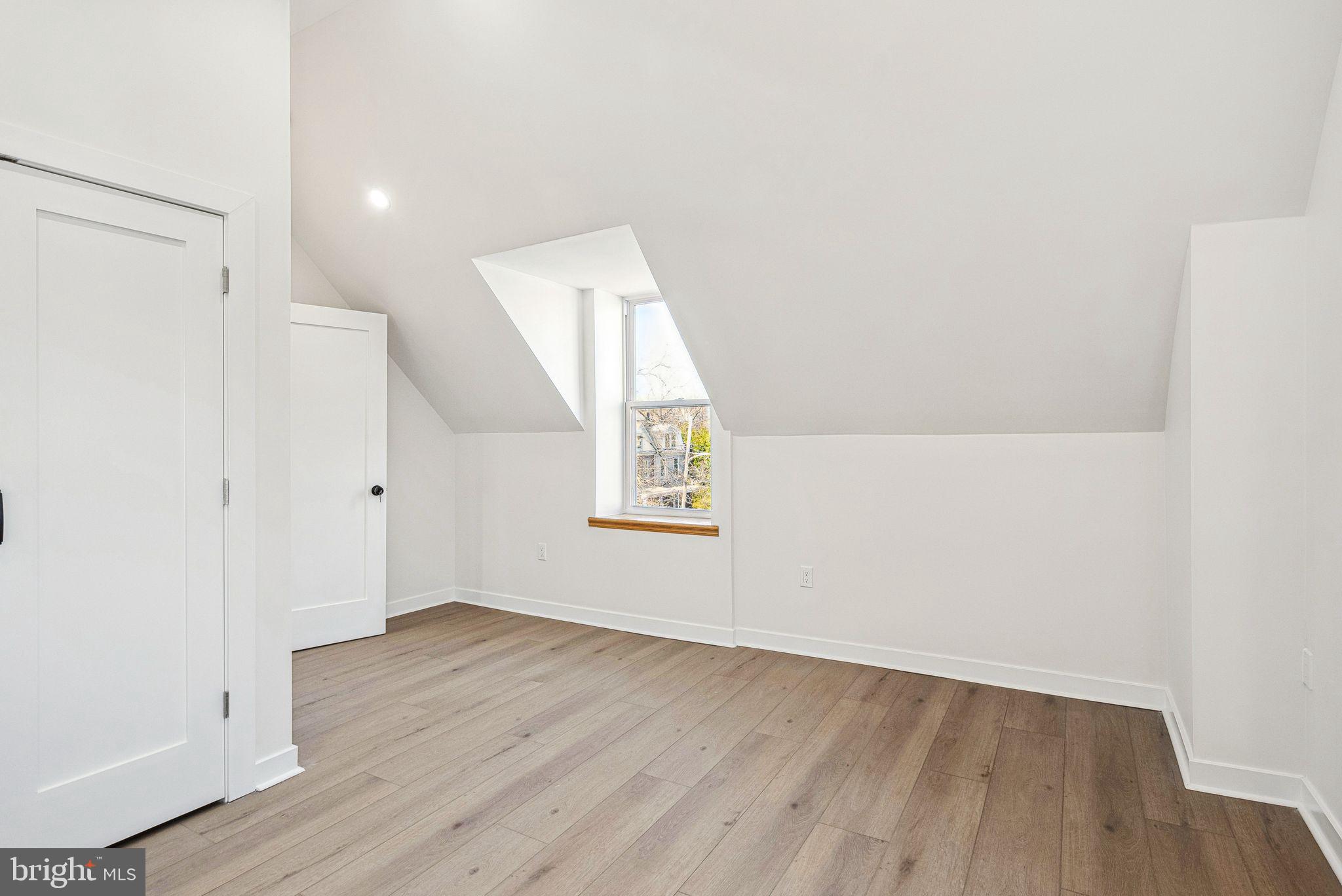 GERMANTOWN - Residential