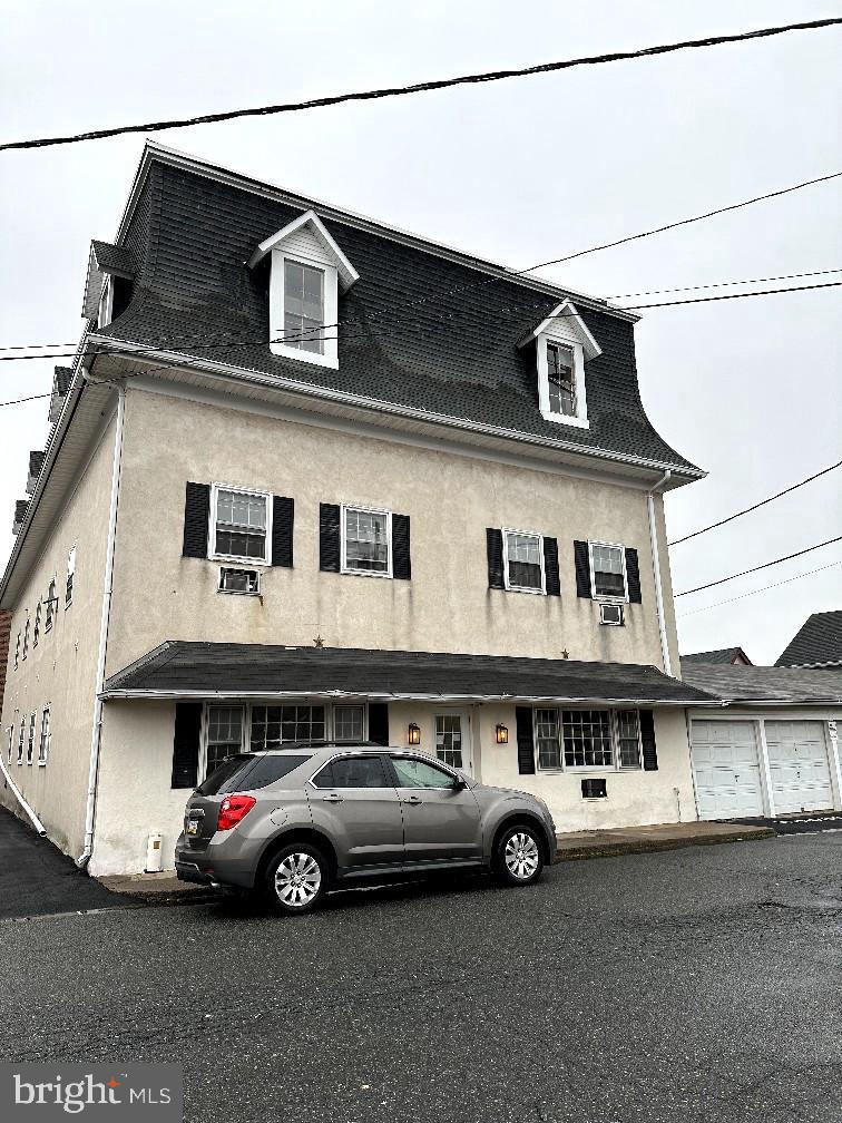 Recently renovated 1 Bedroom apartment with a fully bath in the heart of Quakertown Borough. Newer hardwood floors throughout. Laundry on site. Owner is a PA Licensed Realtor. NO PETS. 1st Month, Last Month, & Security Deposit Due with Certified checks at Lease Signing. Anyone over the age of 18 occupying the property must submit a rental application. Rental Application is attached with a checklist for all required items. Once lease sign signed, tenant's agent must complete a Pre-Occupancy Walk Through Inspection with tenant at Move-In, with video/pictures to be sent to property manager's office.
The application checklist and application are link. Rent Spree is use for a credit check and background check only.