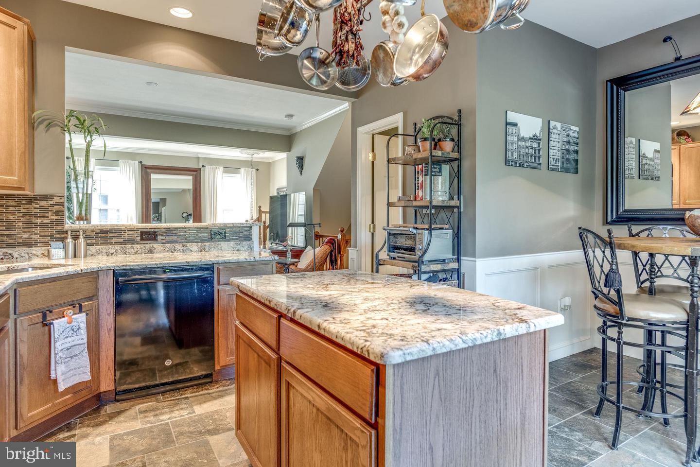 FLYNN'S CROSSING - Residential Lease