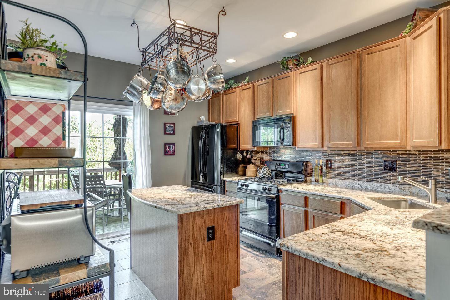 FLYNN'S CROSSING - Residential Lease