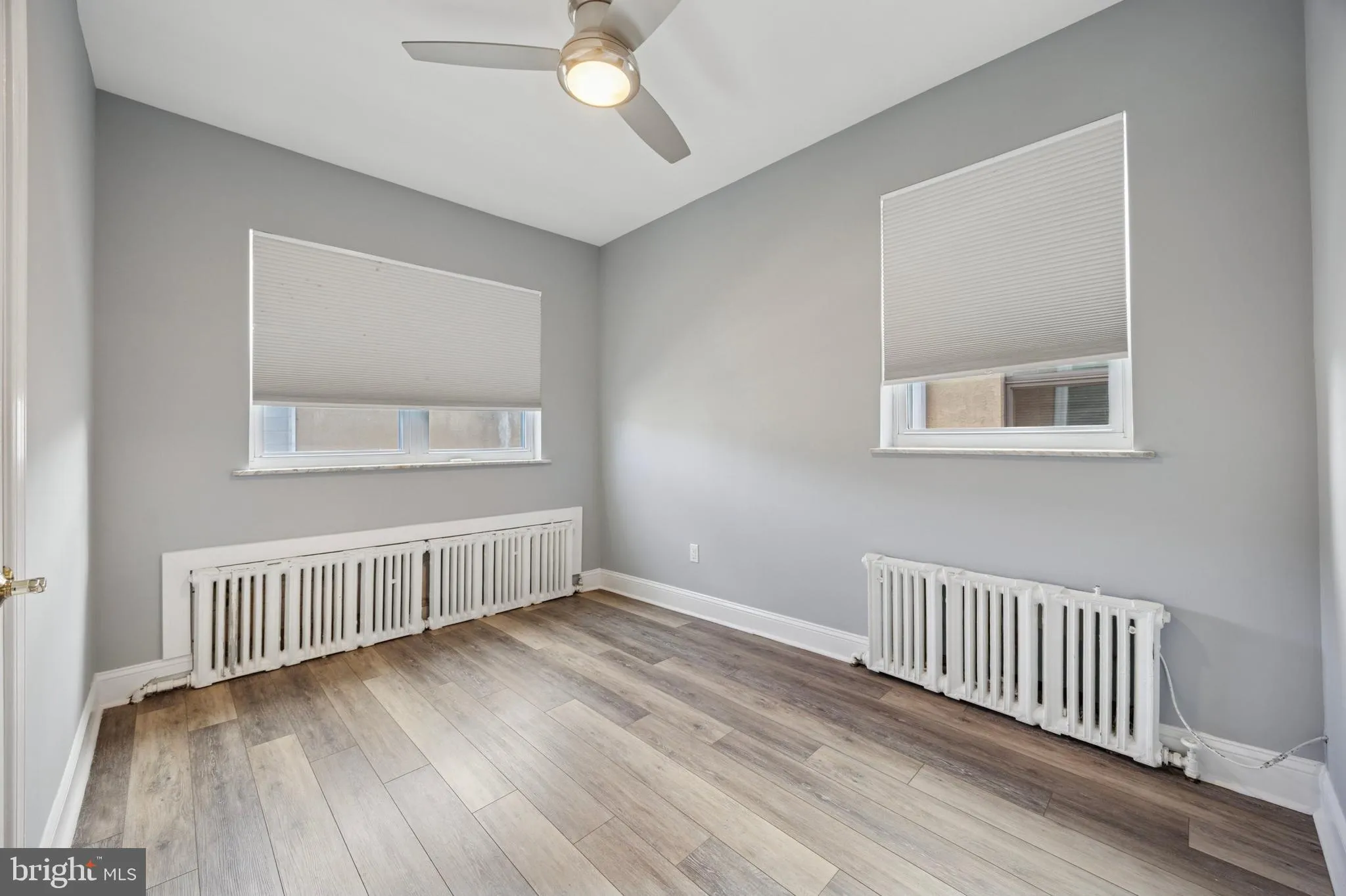 Philadelphia, Pennsylvania 19148, United States, 4 Bedrooms Bedrooms, ,2 BathroomsBathrooms,Residential,Active,127658