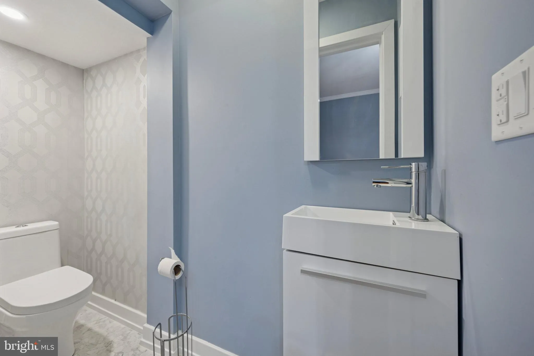 Philadelphia, Pennsylvania 19148, United States, 4 Bedrooms Bedrooms, ,2 BathroomsBathrooms,Residential,Active,127658