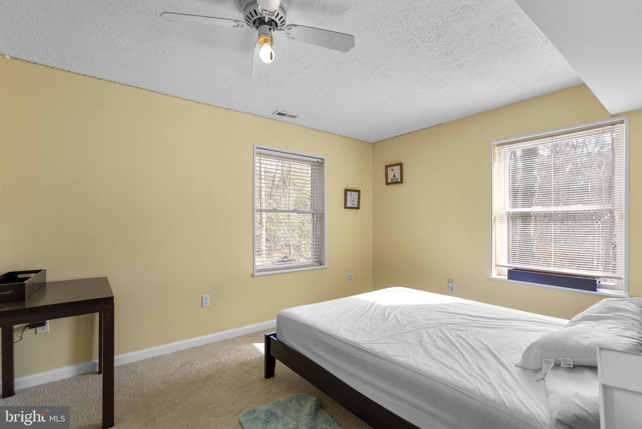 DRUM POINT - Residential