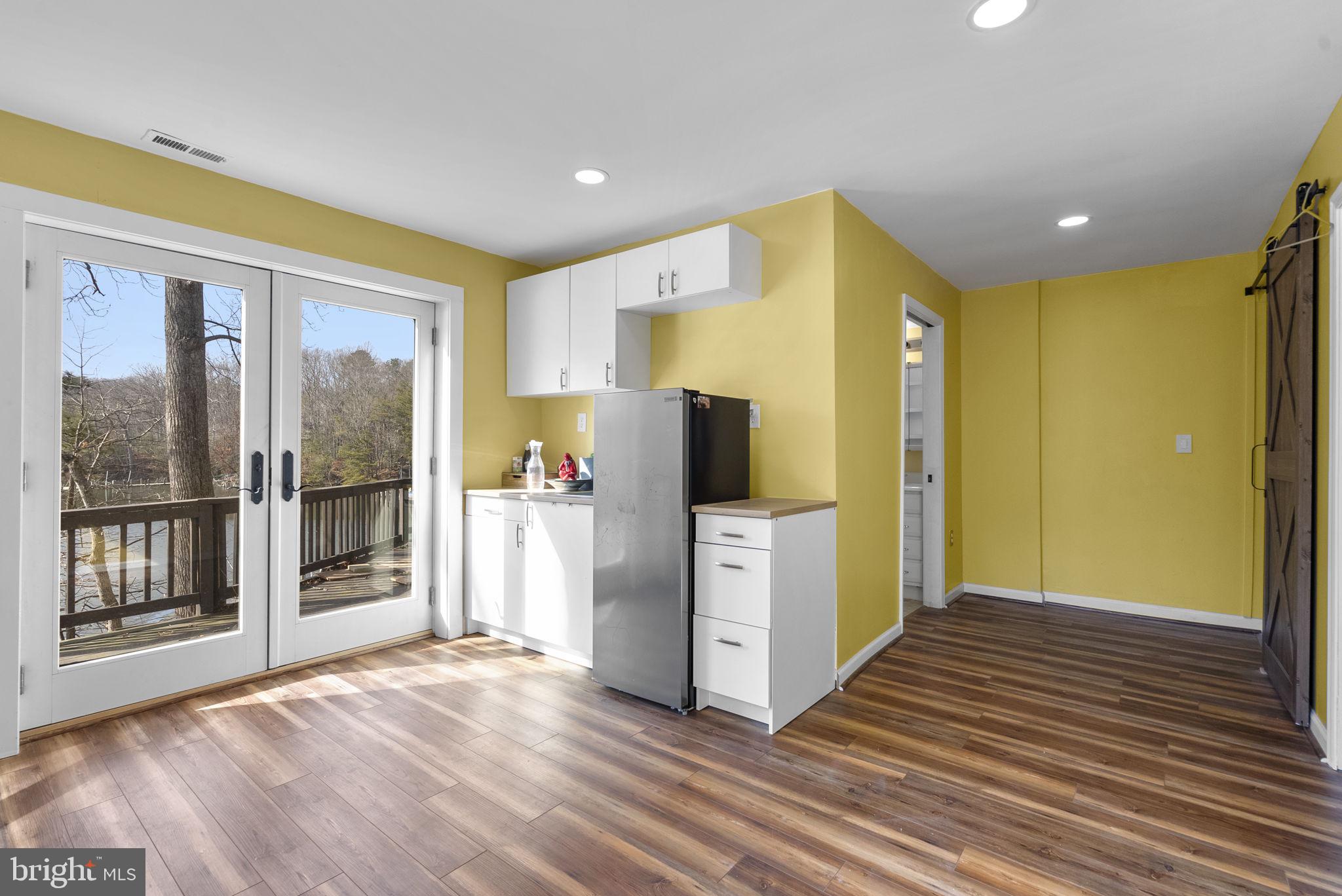 DRUM POINT - Residential