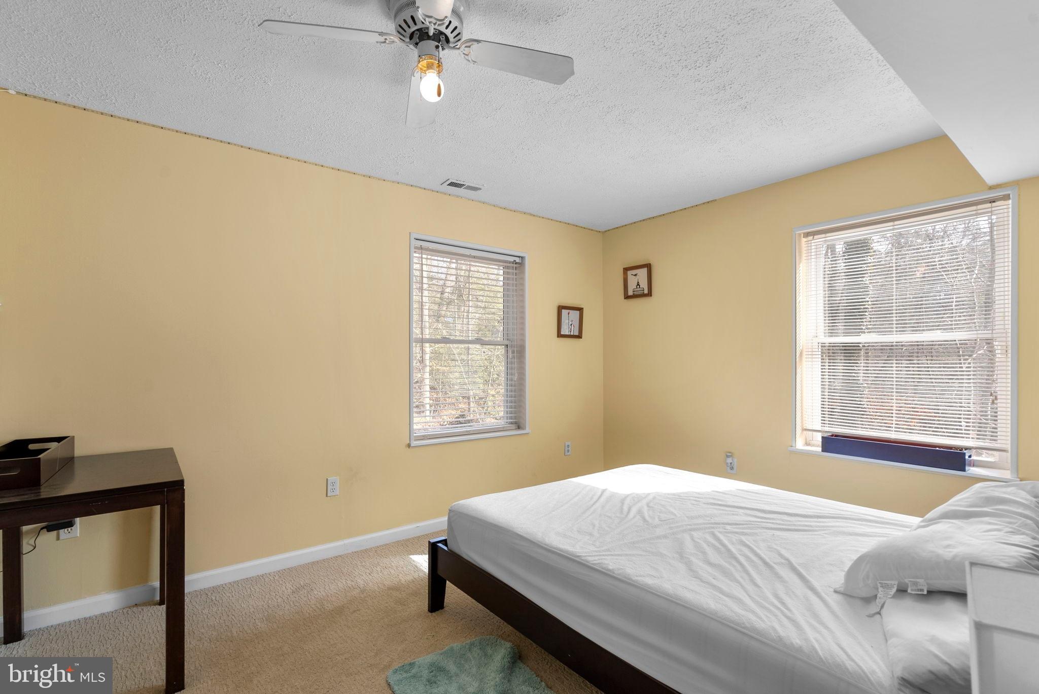 DRUM POINT - Residential