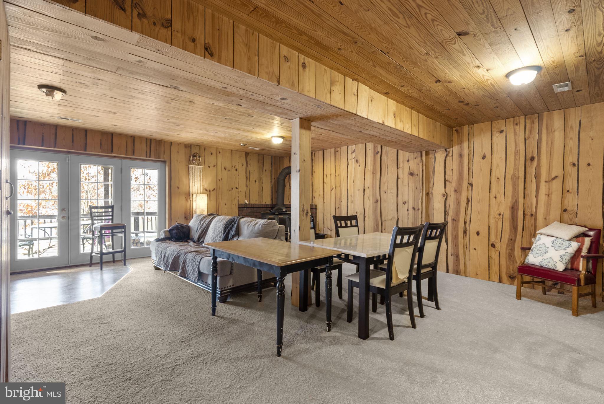 DRUM POINT - Residential