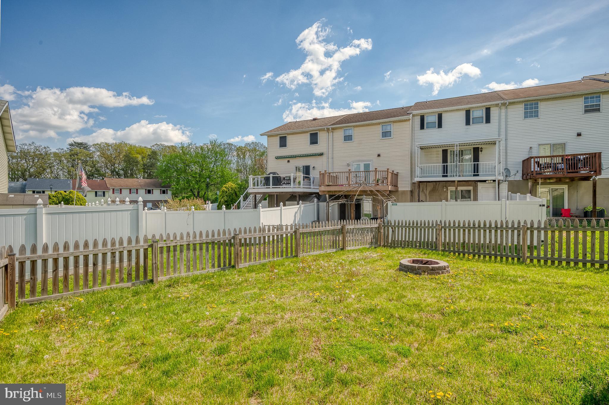 HAZELWOOD VILLAGE - Residential