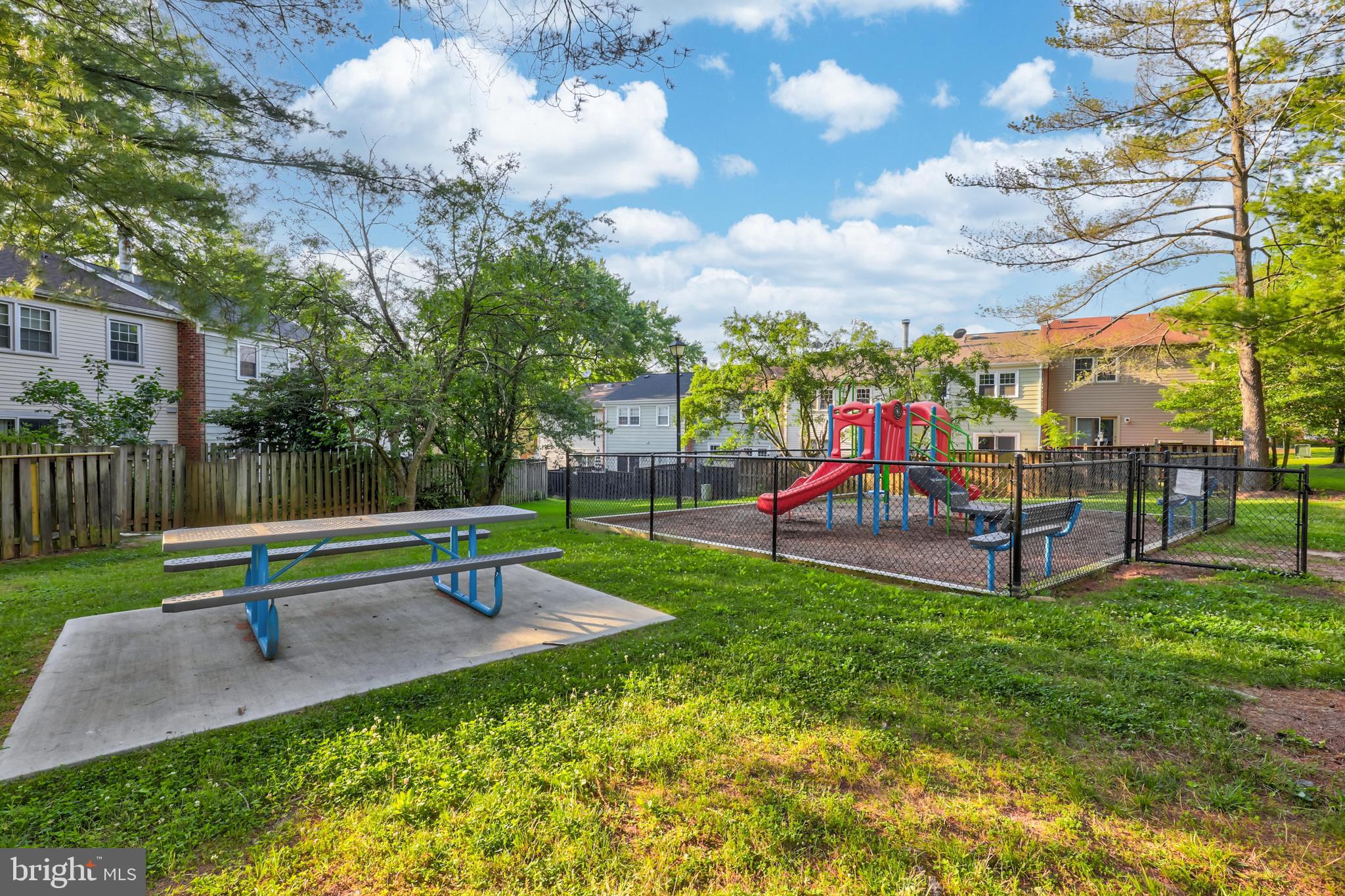 TWINBROOK - Residential