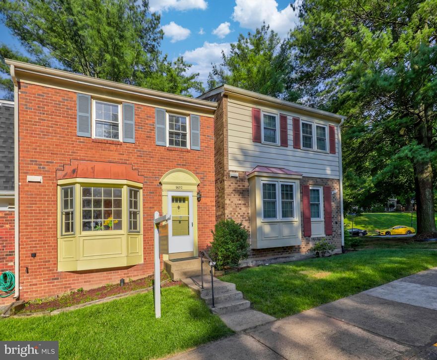 LOVELY 3 LEVEL TOWNHOME w/BRICK FRONT & BAY WINDOW, NEW PAINT, NEW CARPET.  FINISHED LOWER LEVEL w/ REC RM, LAUNDRY & STORAGE,STEP DOWN LIVING RM w/ W/O TO PATIO. GREAT LOCATION! MIN TO 495, VRE, COUNTY PKWY, METRO BUS, GMU, PARKS, & SHOPPING. 2 ASSIGNED PARKING SPACES & POOL. Please call agent for more information. Don't miss this one.