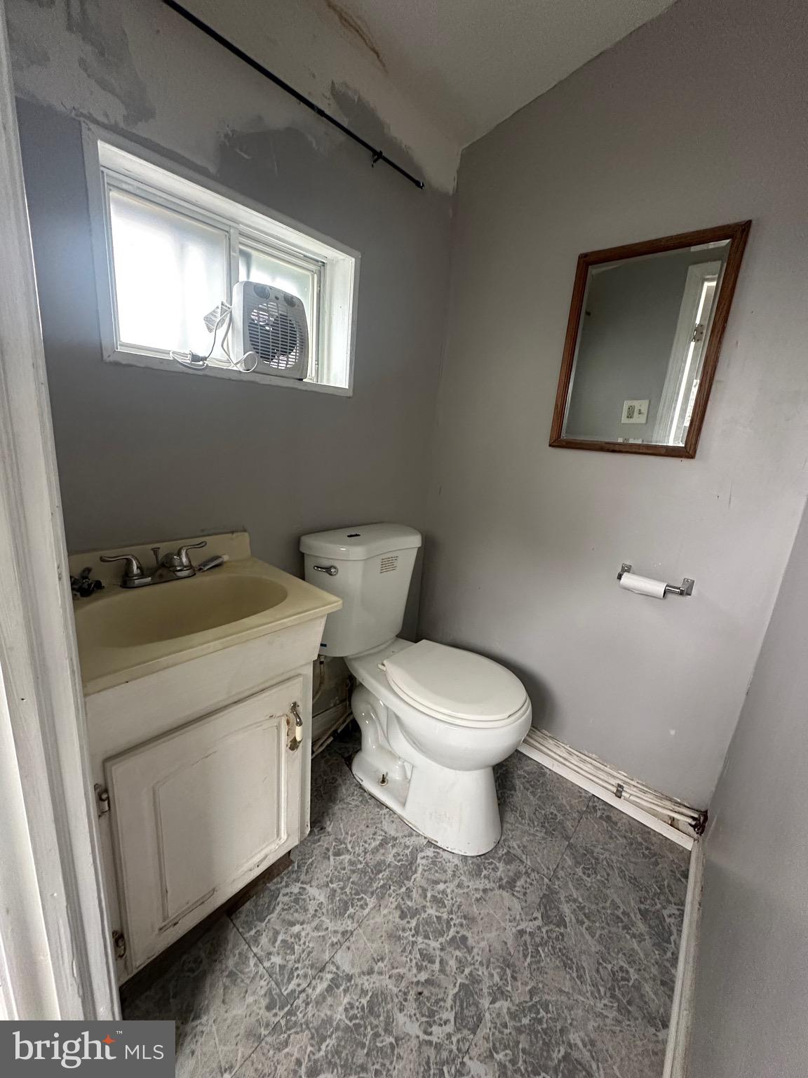 KENSINGTON - Residential Lease