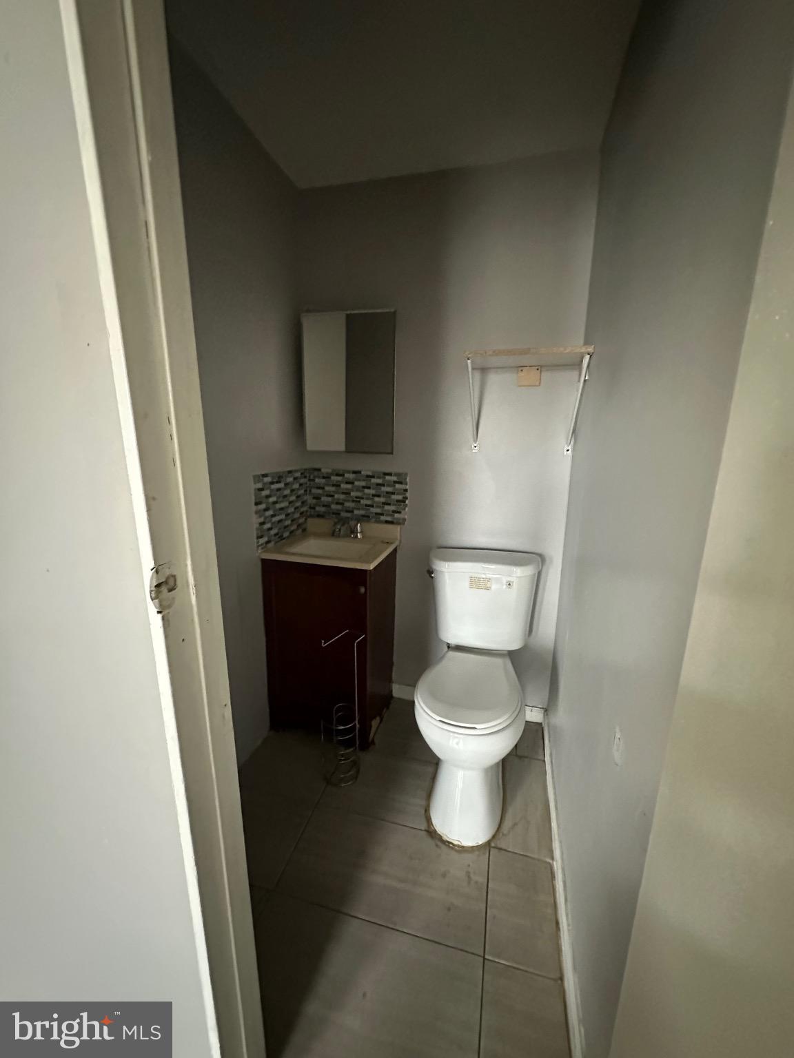 KENSINGTON - Residential Lease