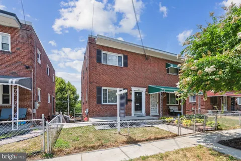 821 Oglethorpe Street NE, Washington, DC 20011 - MLS#: DCDC2148924