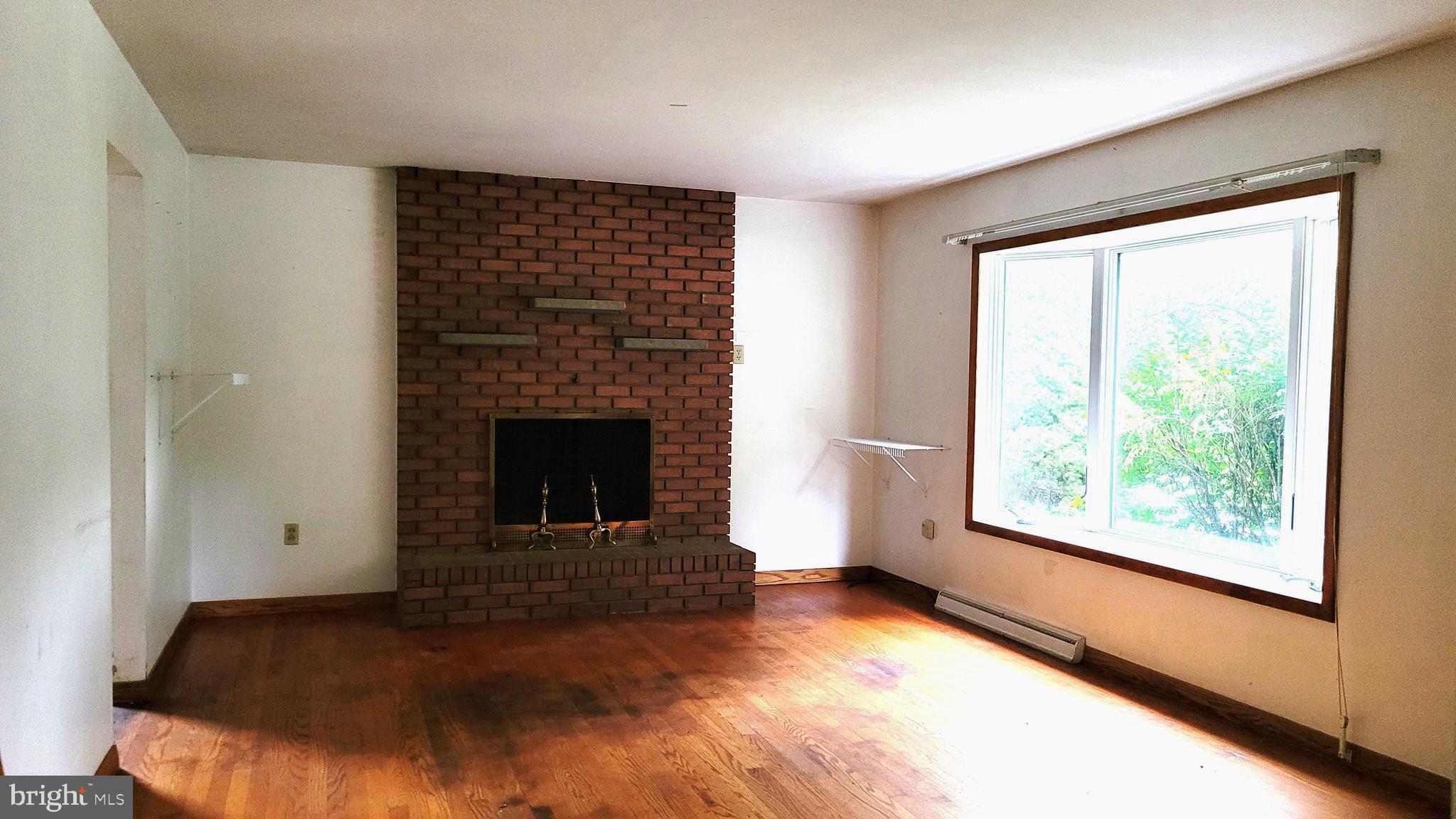 831 NATIONAL HIGHWAY