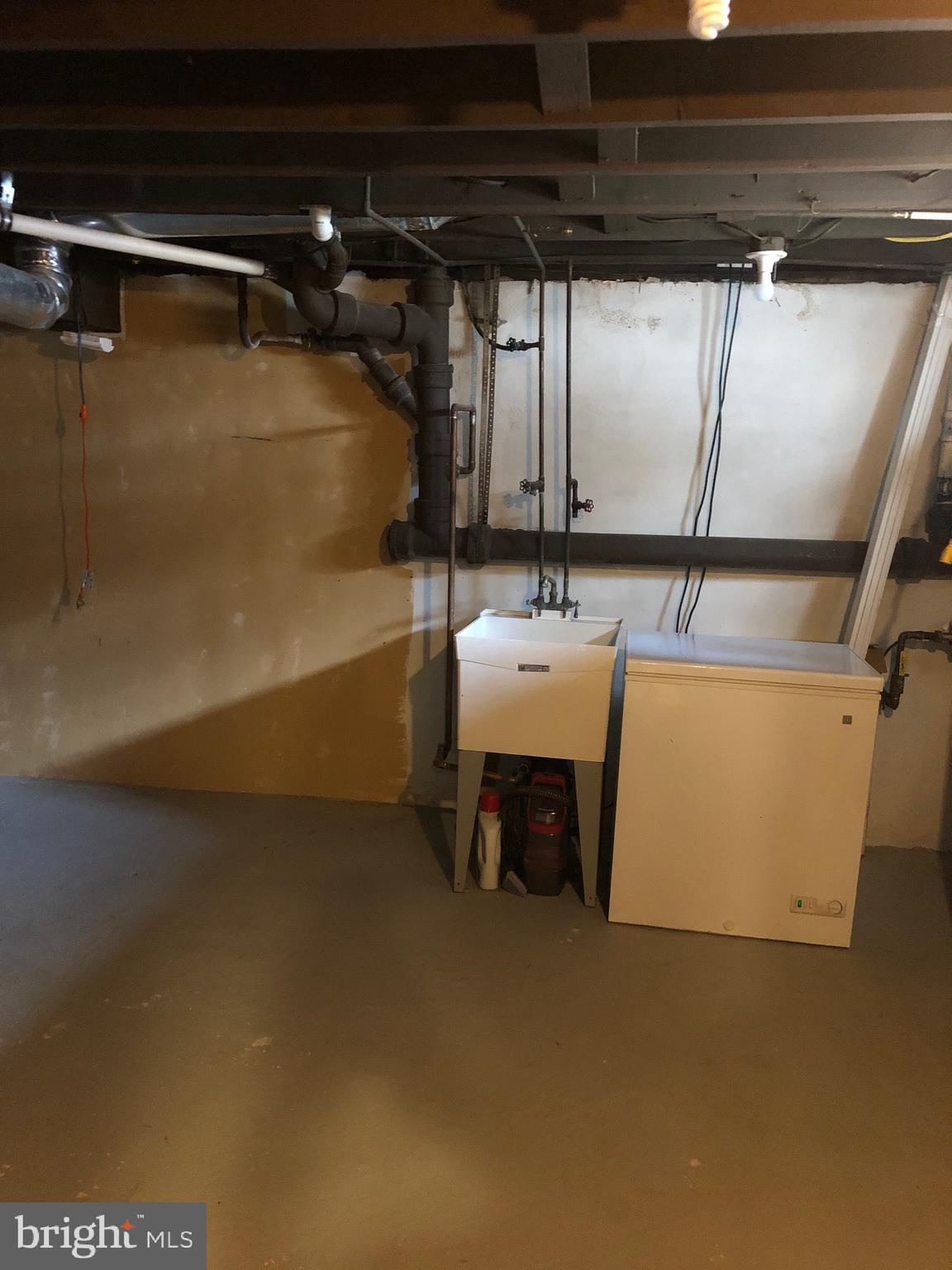 COLUMBUS PARK - Residential Lease