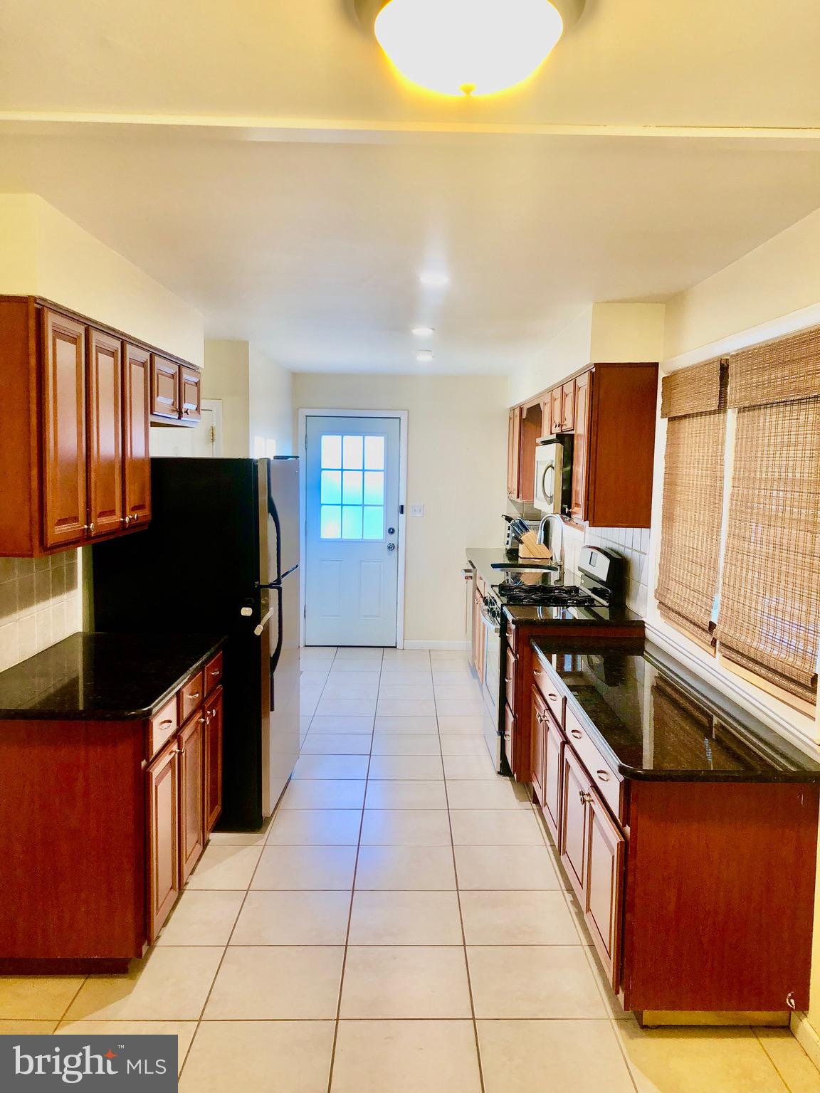 COLUMBUS PARK - Residential Lease