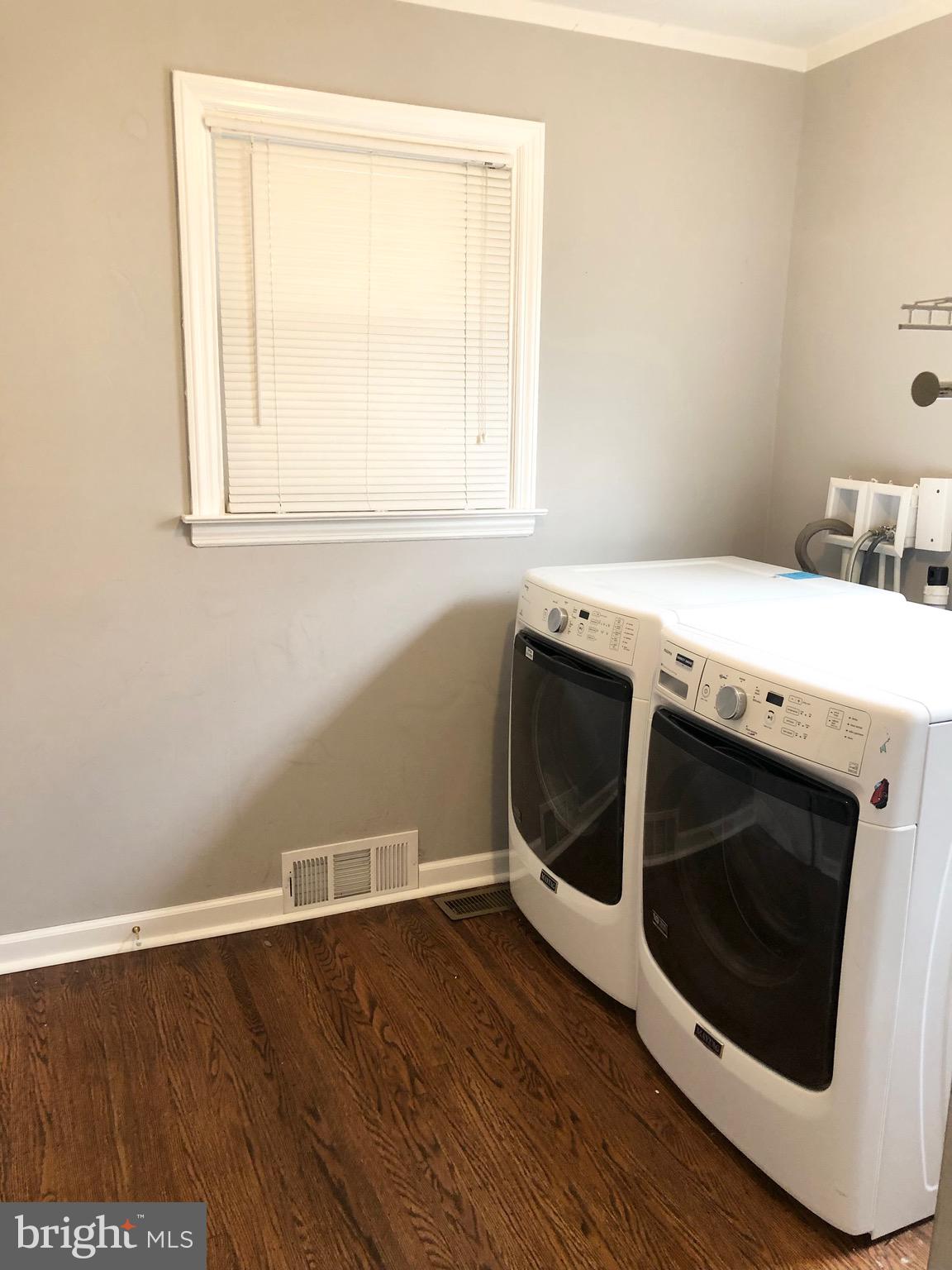 COLUMBUS PARK - Residential Lease