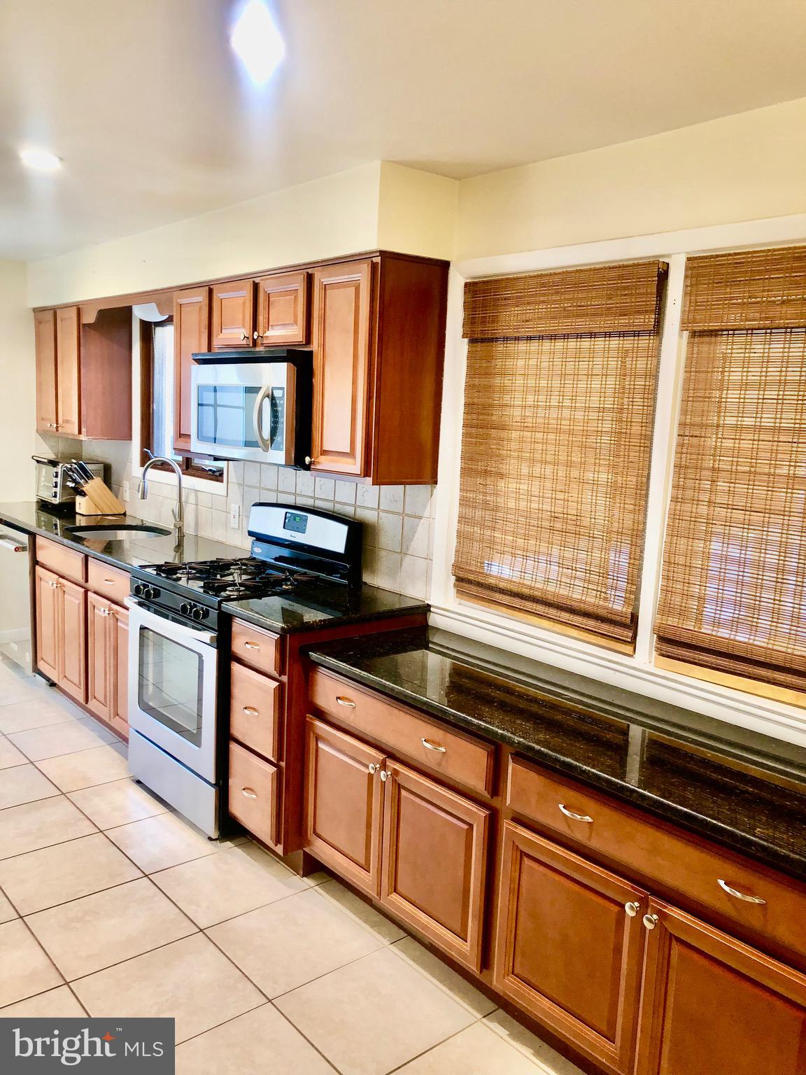 COLUMBUS PARK - Residential Lease