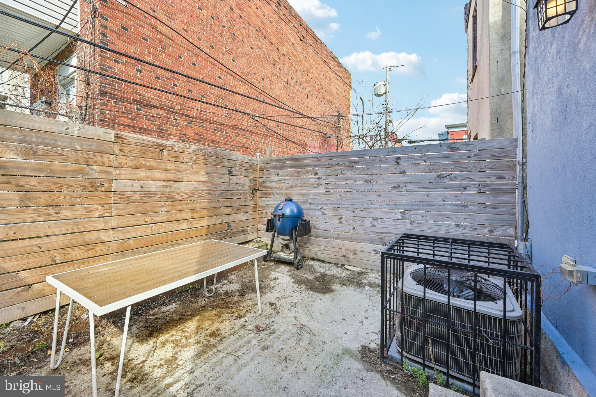 COBBS CREEK - Residential