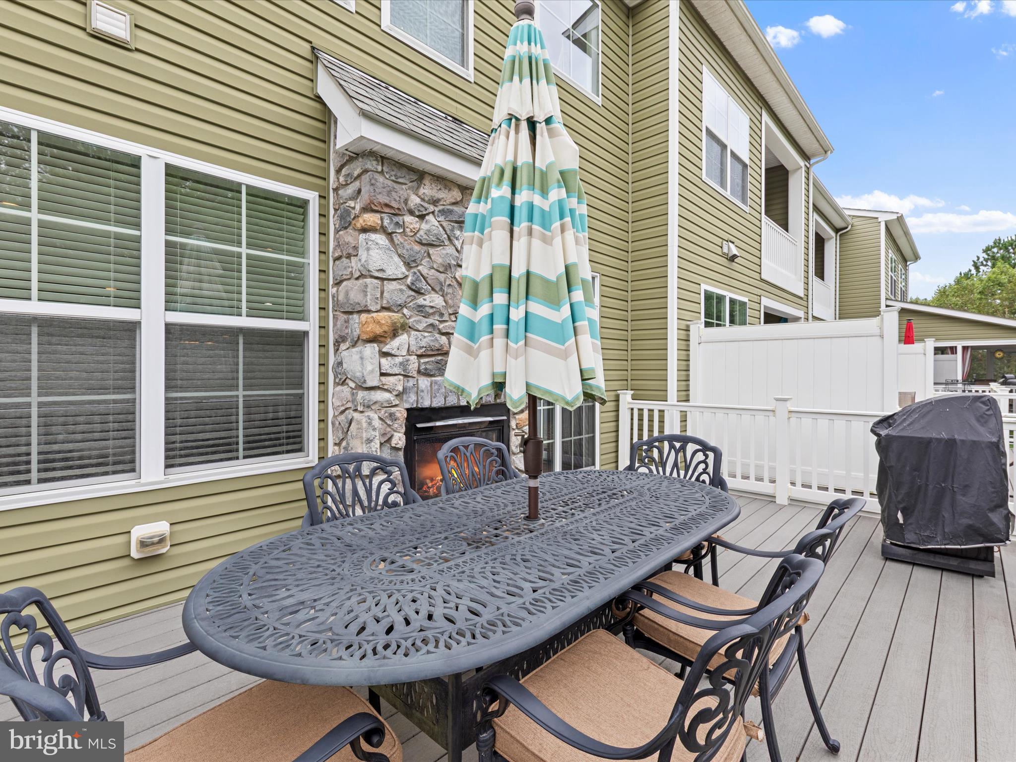 SAWGRASS AT WHITE OAK CREEK - Residential