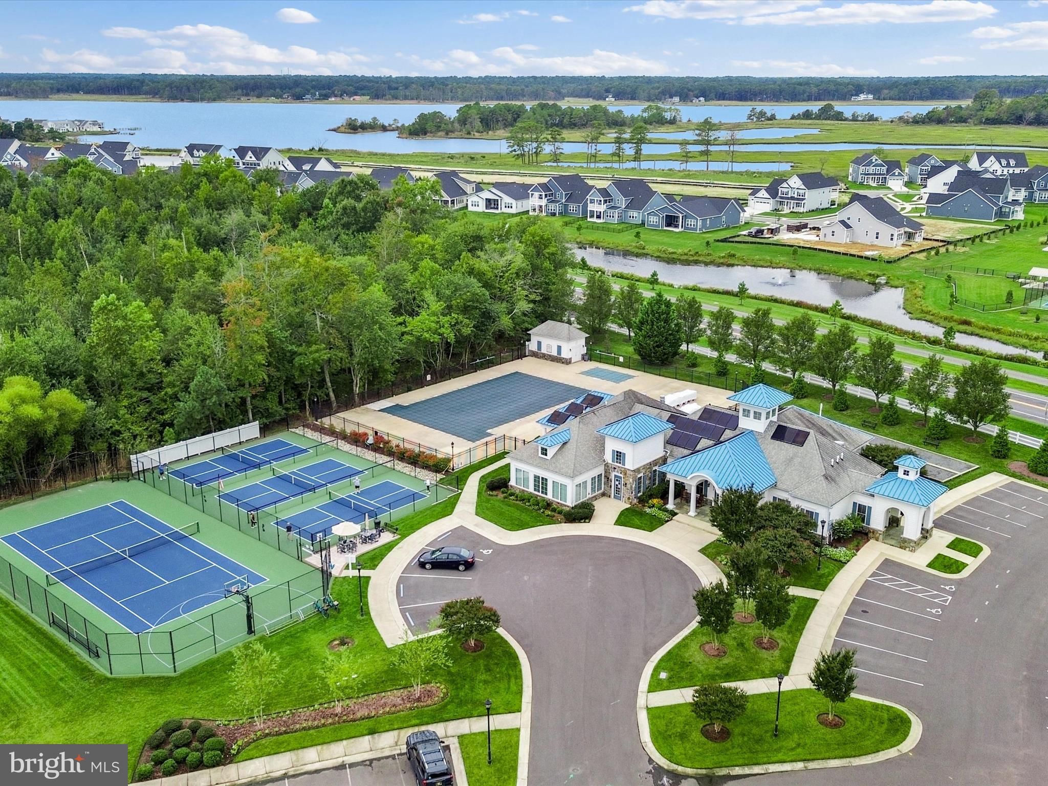 SAWGRASS AT WHITE OAK CREEK - Residential